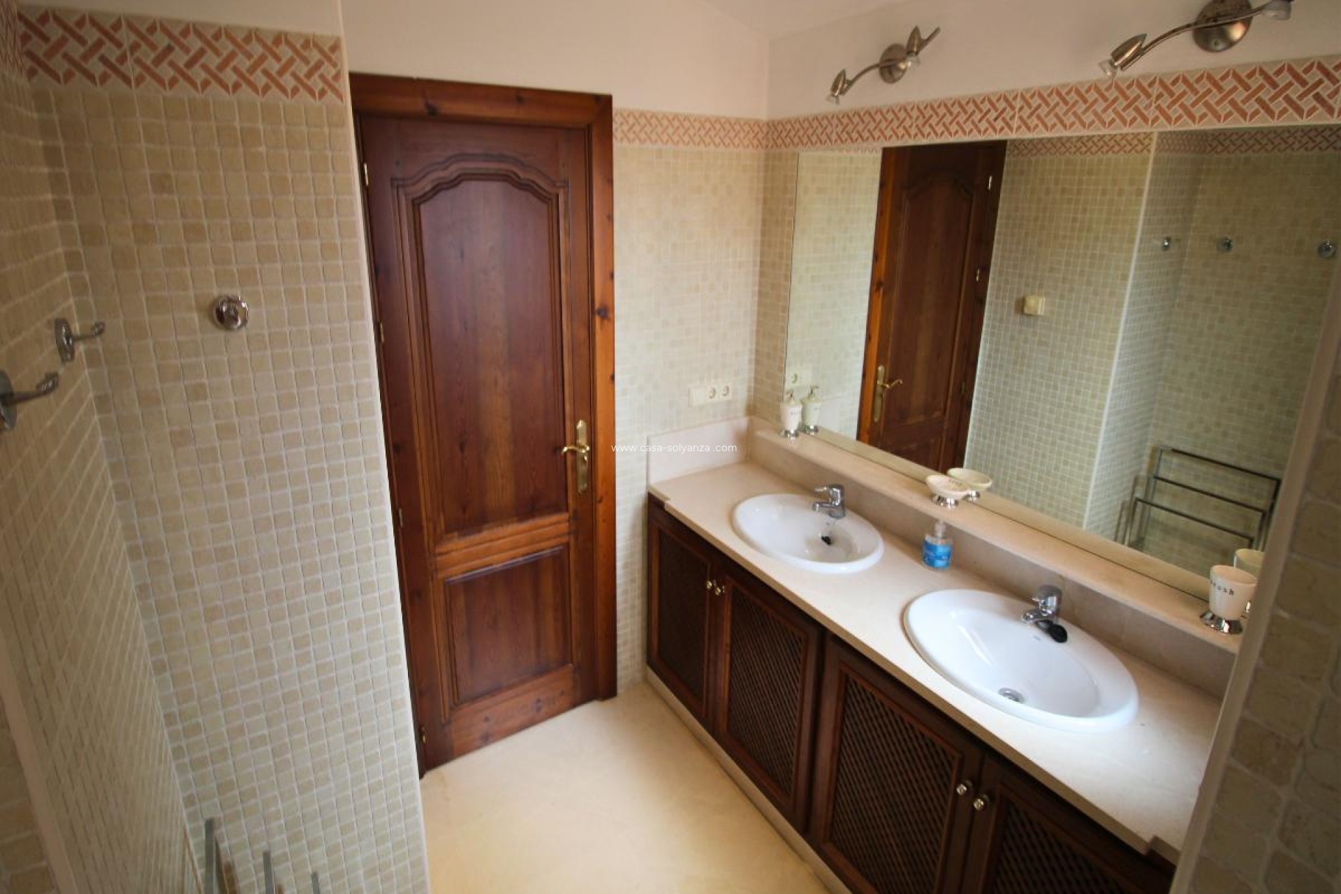 Resale - Villa - La Manga del Mar Menor - Costa Calida