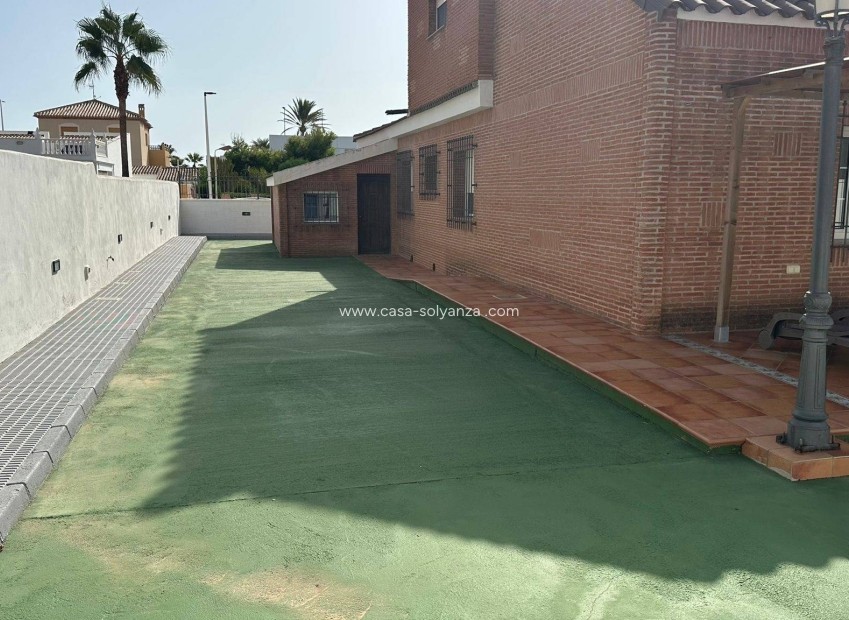 Resale - Villa - La Manga del Mar Menor - Playa Principe