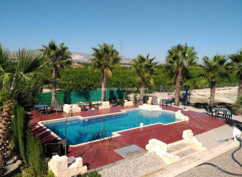 Resale - Villa - La Matanza - Inland