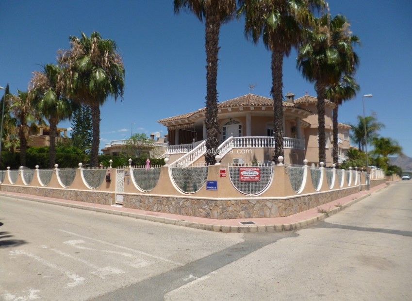 Resale - Villa - La Murada - Inland