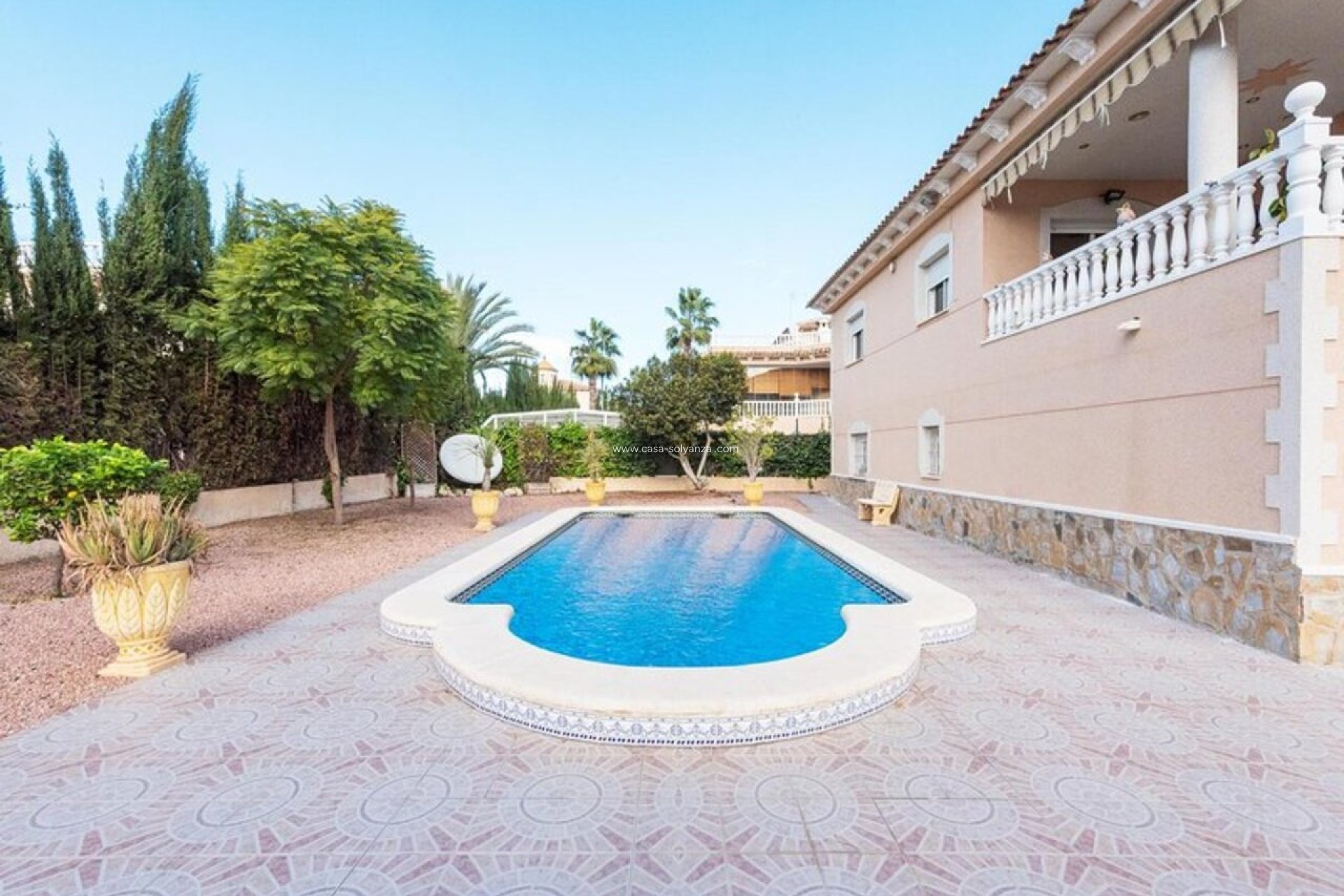 Resale - Villa - La Murada - Inland