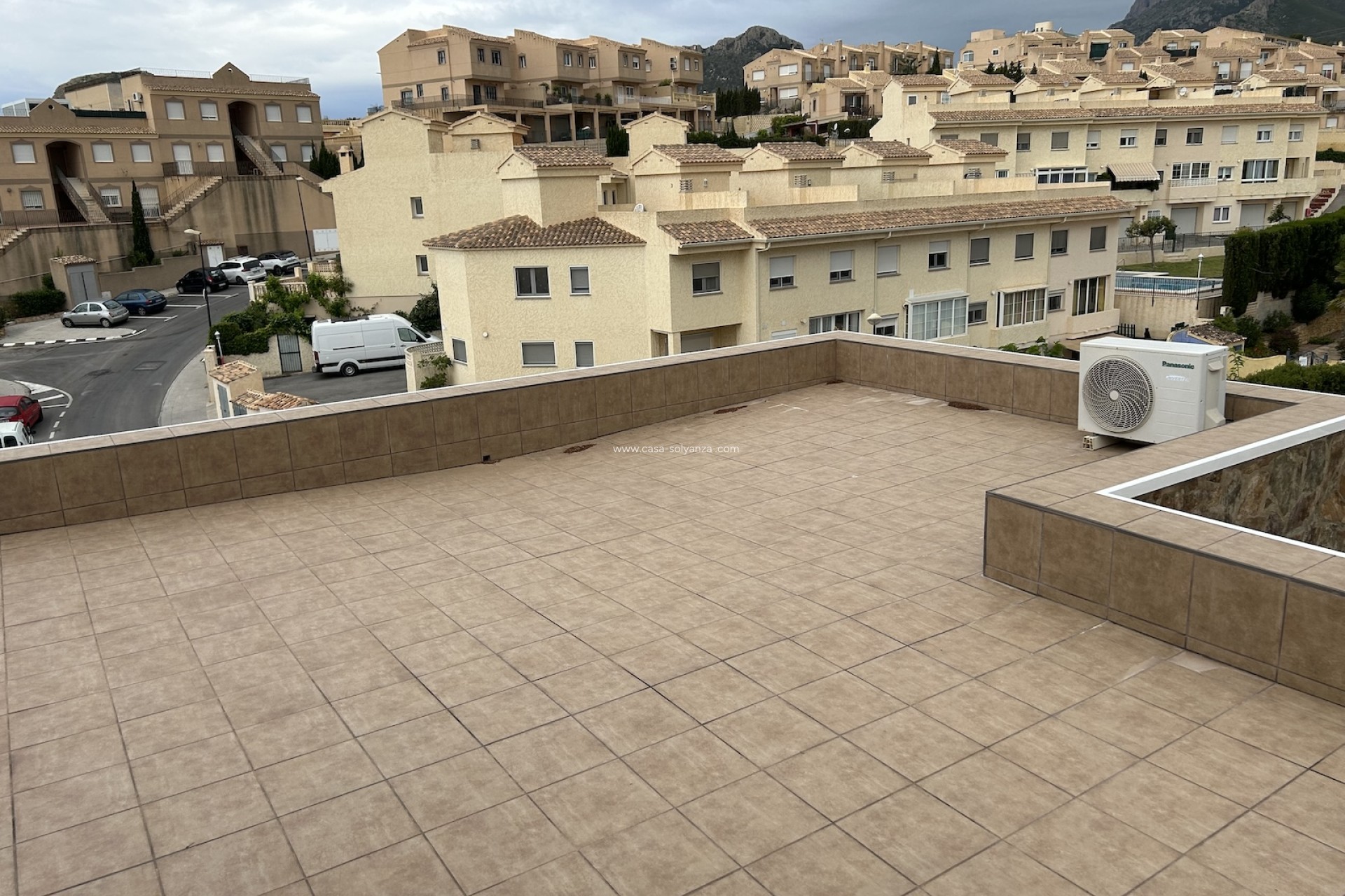 Resale - Villa - La Nucía - Costa Blanca