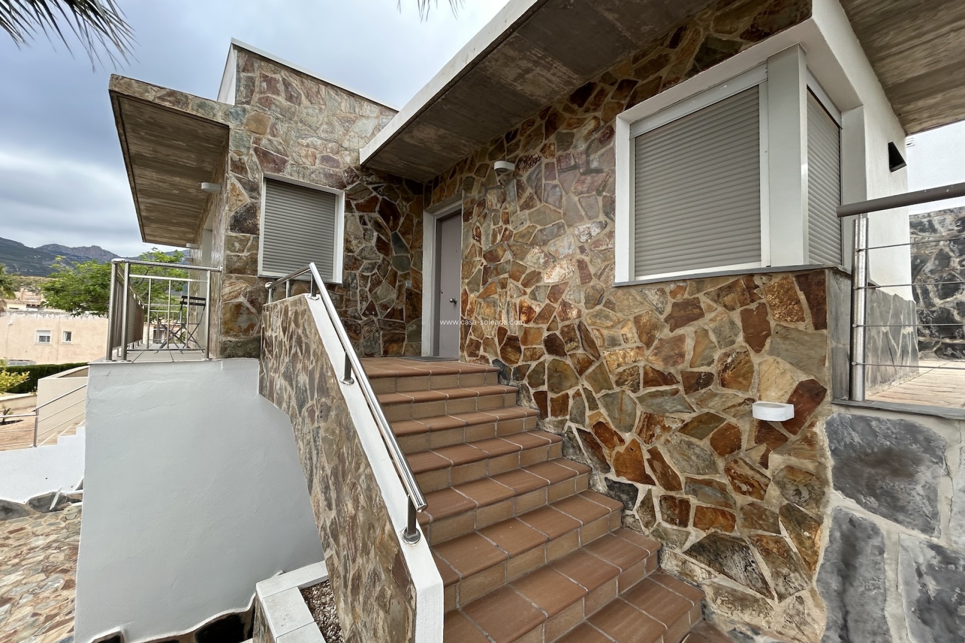 Resale - Villa - La Nucía - Costa Blanca