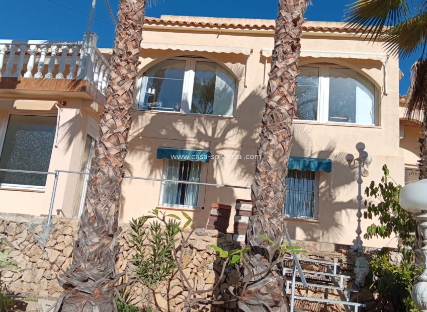 Resale - Villa - La Nucía - Costa Blanca