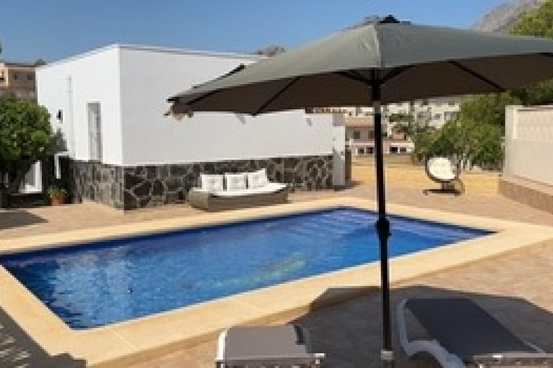 Resale - Villa - La Nucía - Costa Blanca