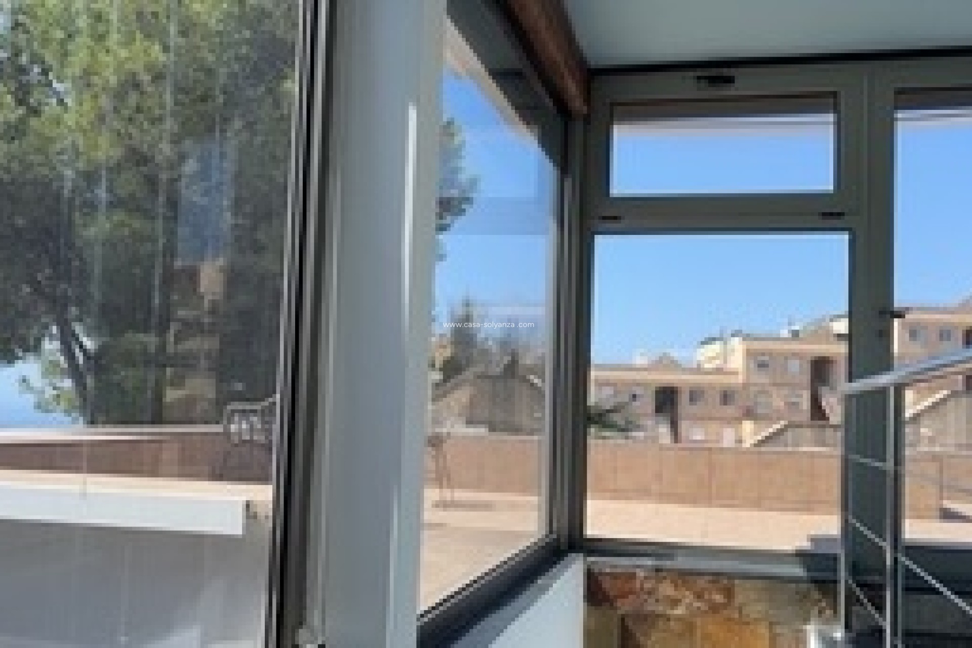 Resale - Villa - La Nucía - Costa Blanca