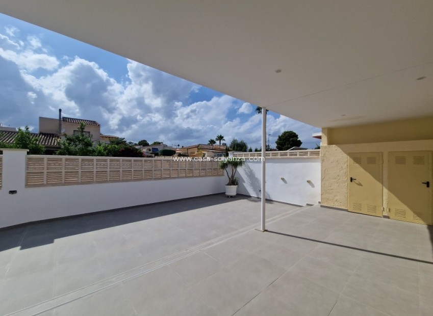 Resale - Villa - La Nucía - Costa Blanca
