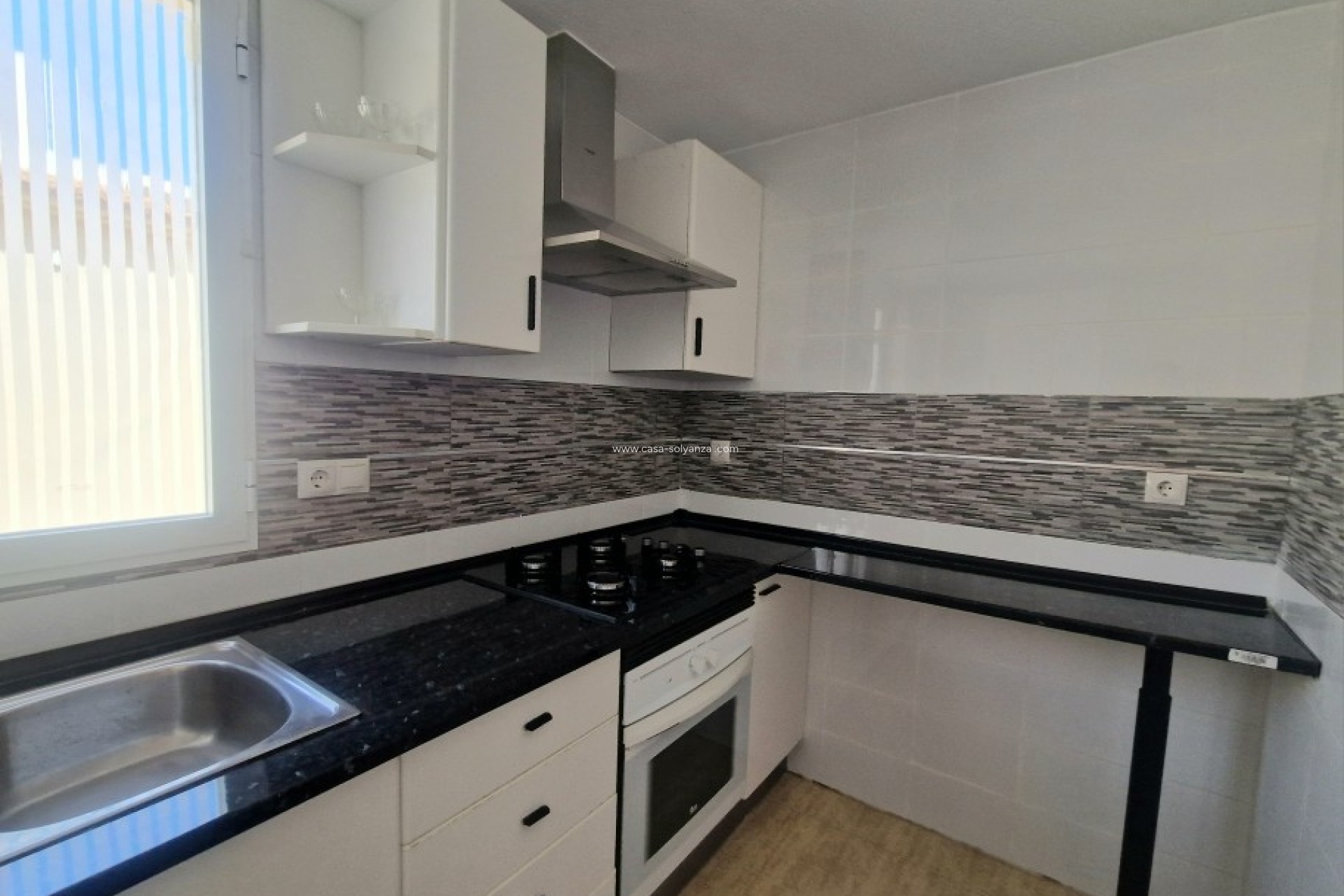 Resale - Villa - La Nucía - Costa Blanca