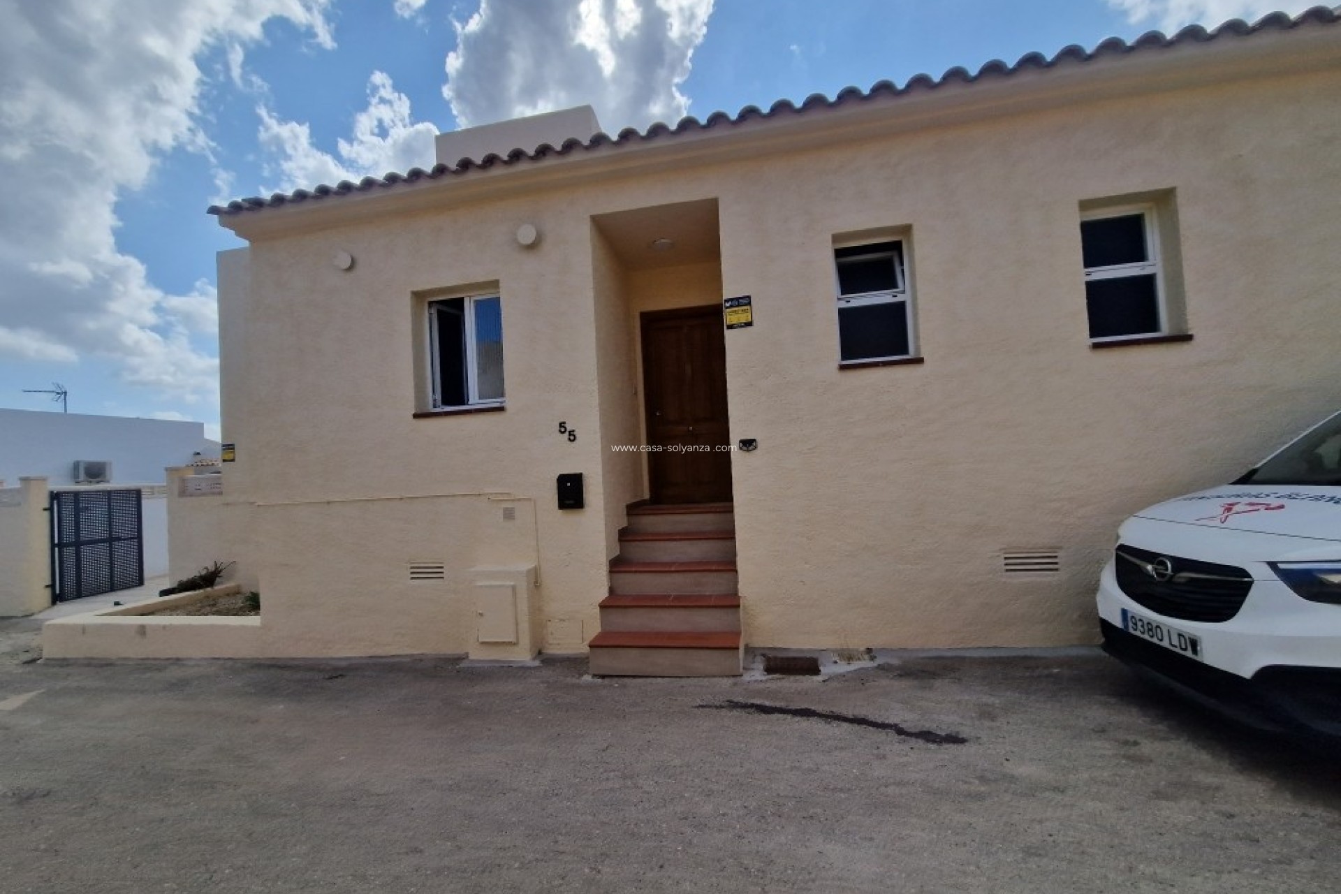 Resale - Villa - La Nucía - Costa Blanca