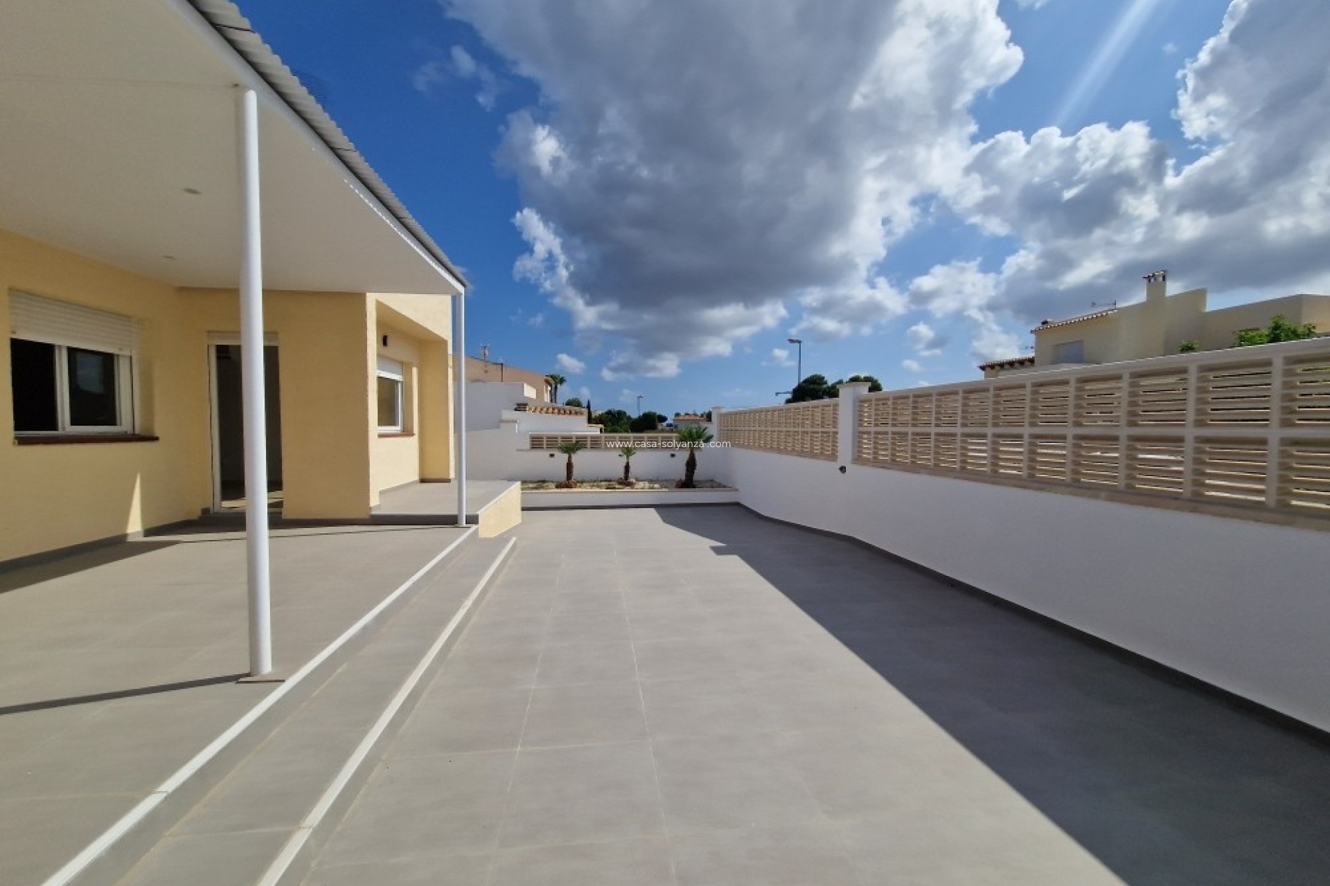 Resale - Villa - La Nucía - Costa Blanca
