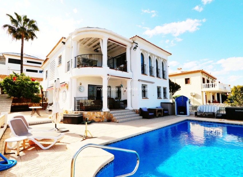 Resale - Villa - La Nucía - Costa Blanca