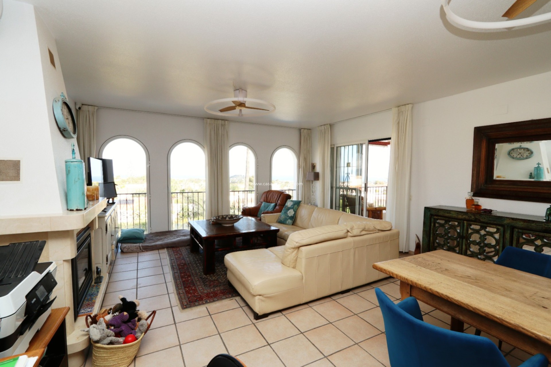 Resale - Villa - La Nucía - Costa Blanca