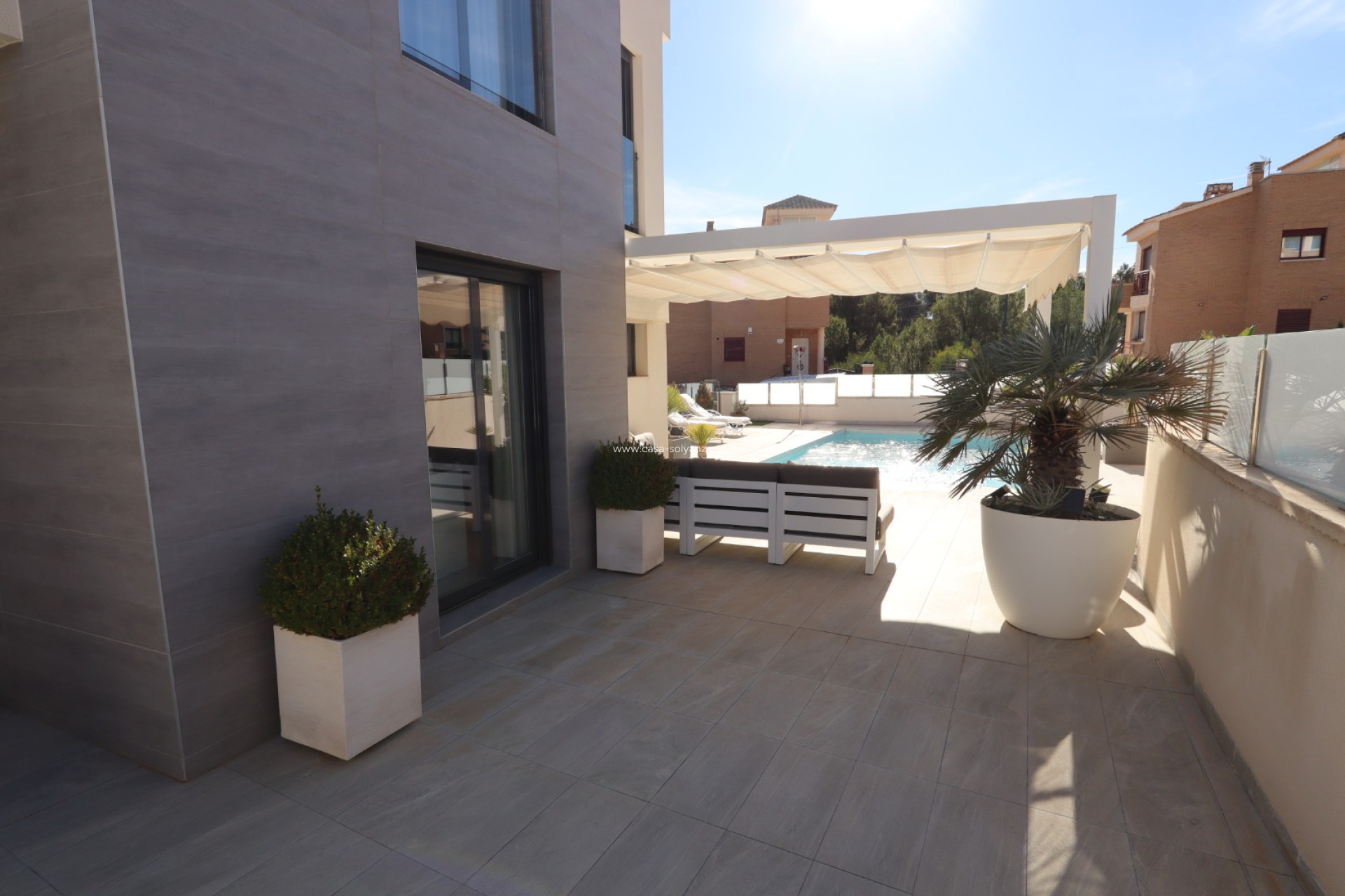 Resale - Villa - La Nucía - Costa Blanca