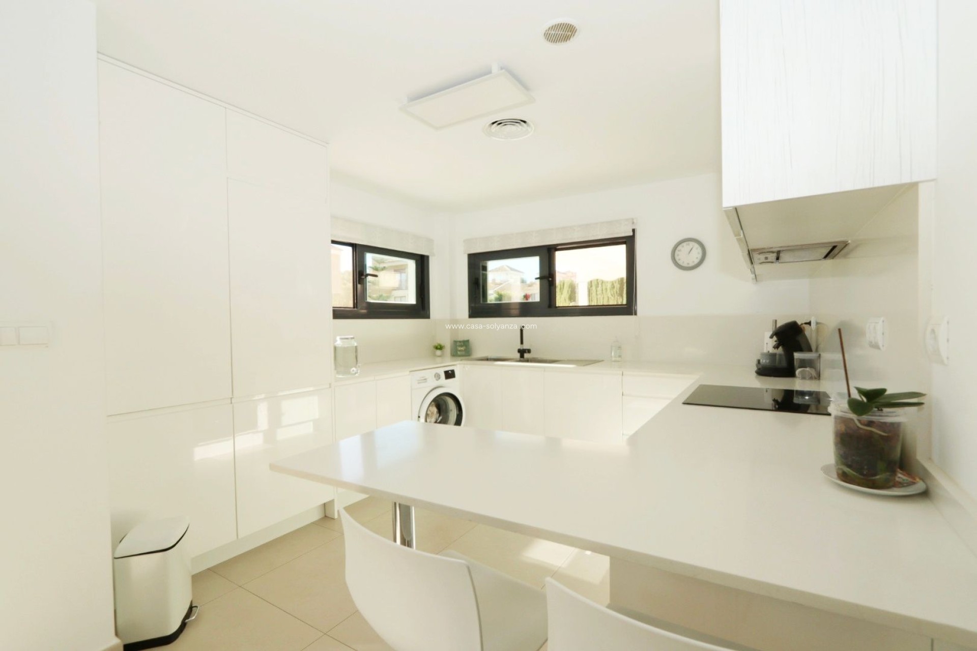 Resale - Villa - La Nucía - Costa Blanca