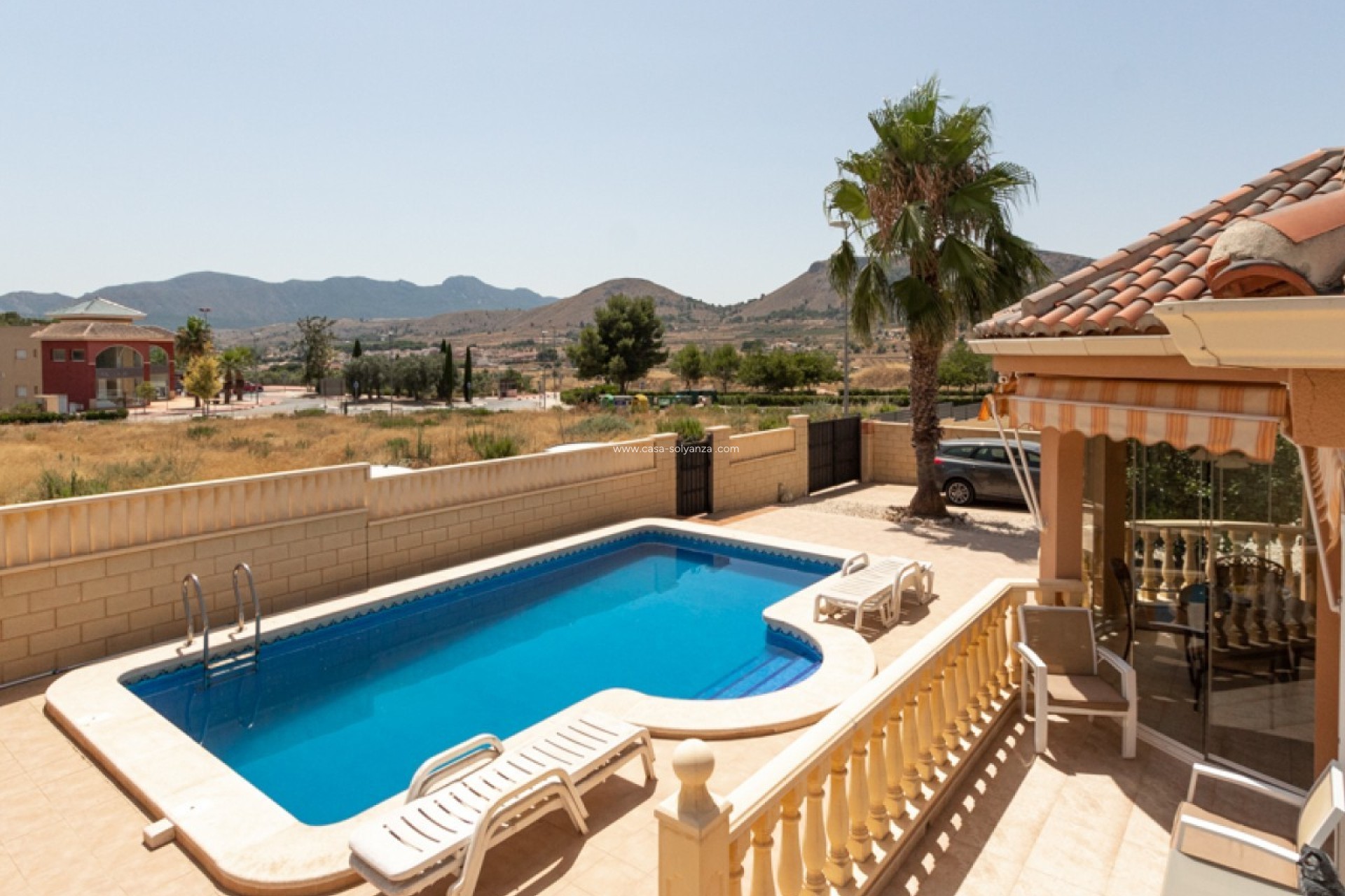 Resale - Villa - La Romana - Inland