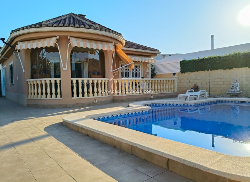 Resale - Villa - La Romana - Inland