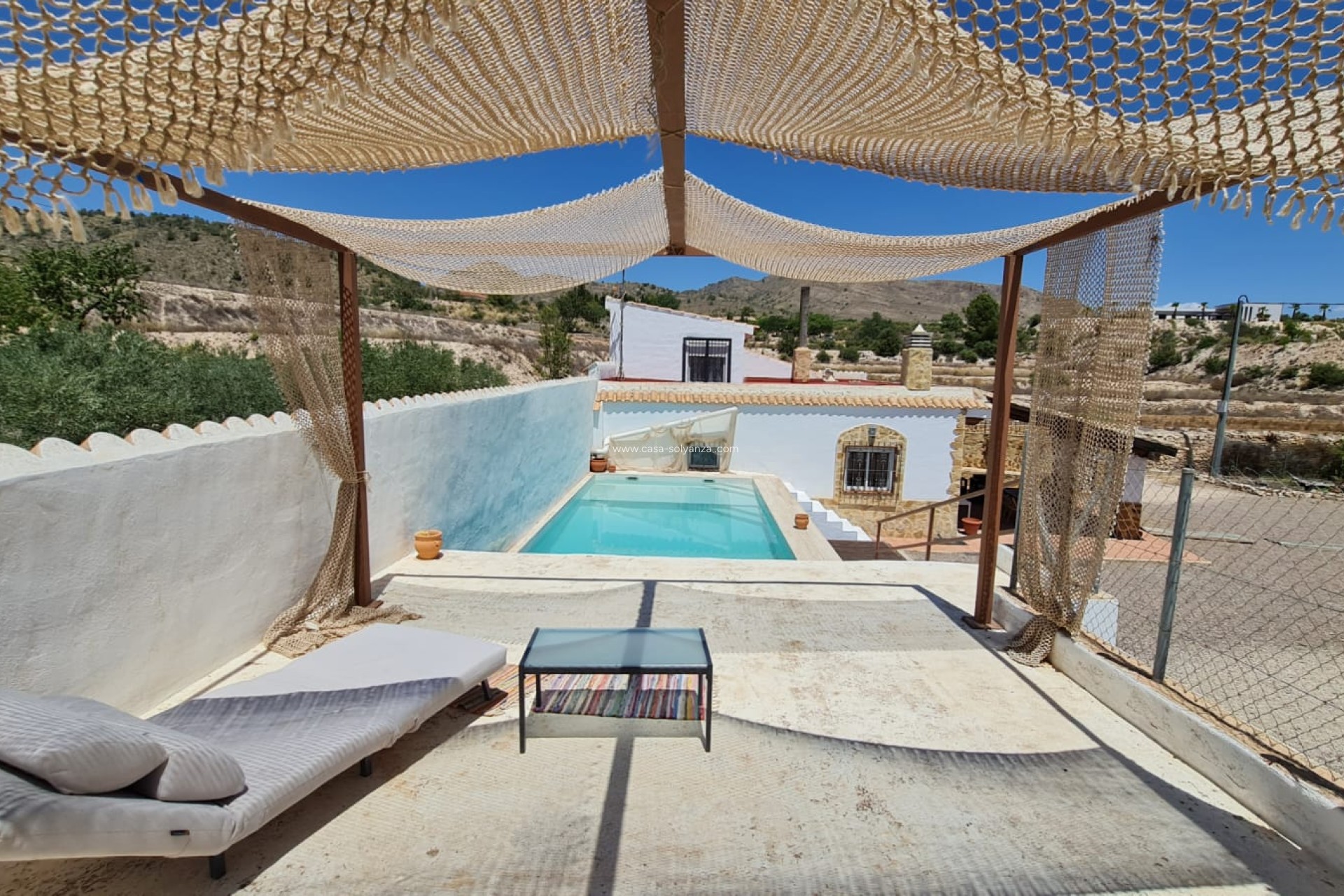 Resale - Villa - La Romana - Inland