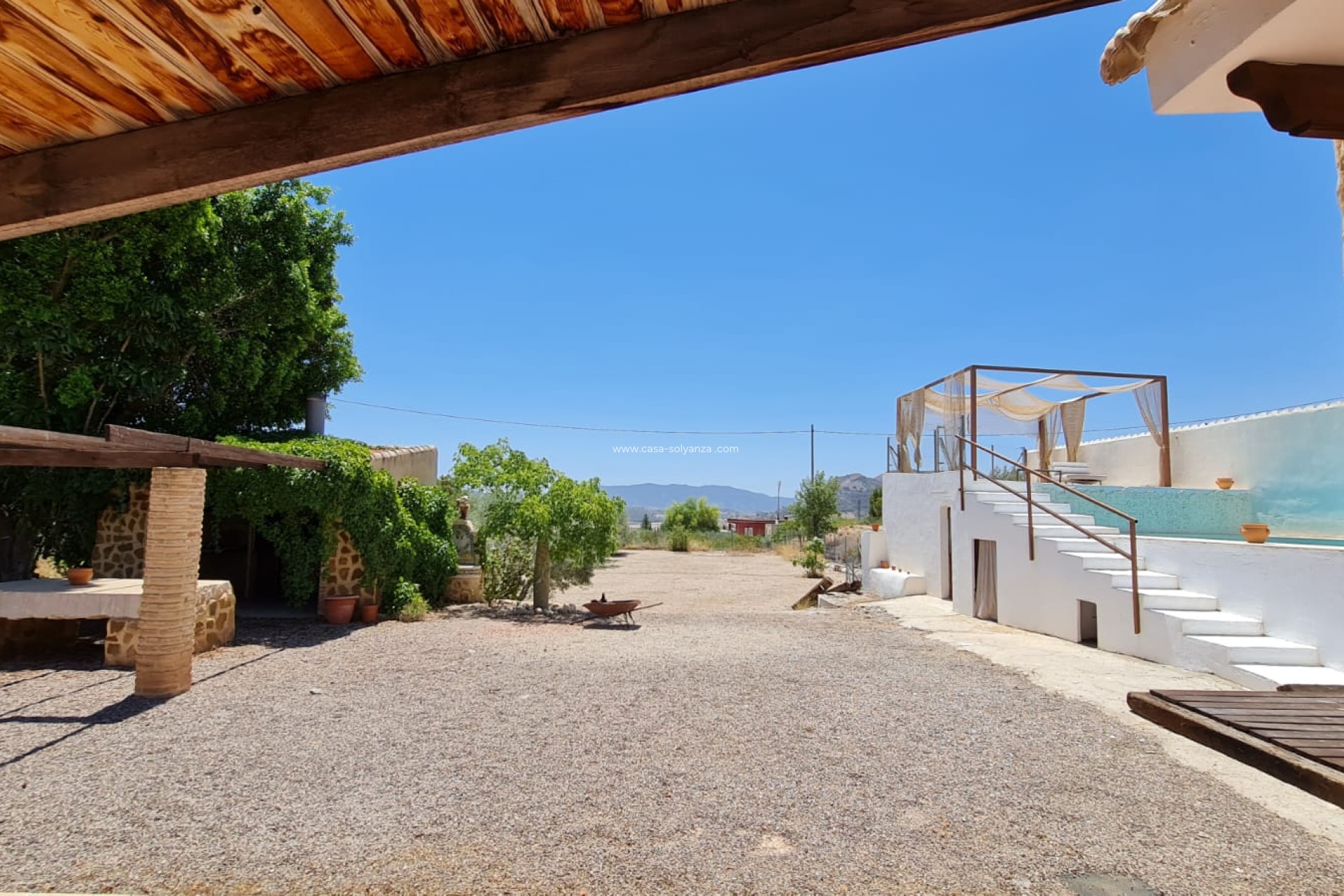 Resale - Villa - La Romana - Inland