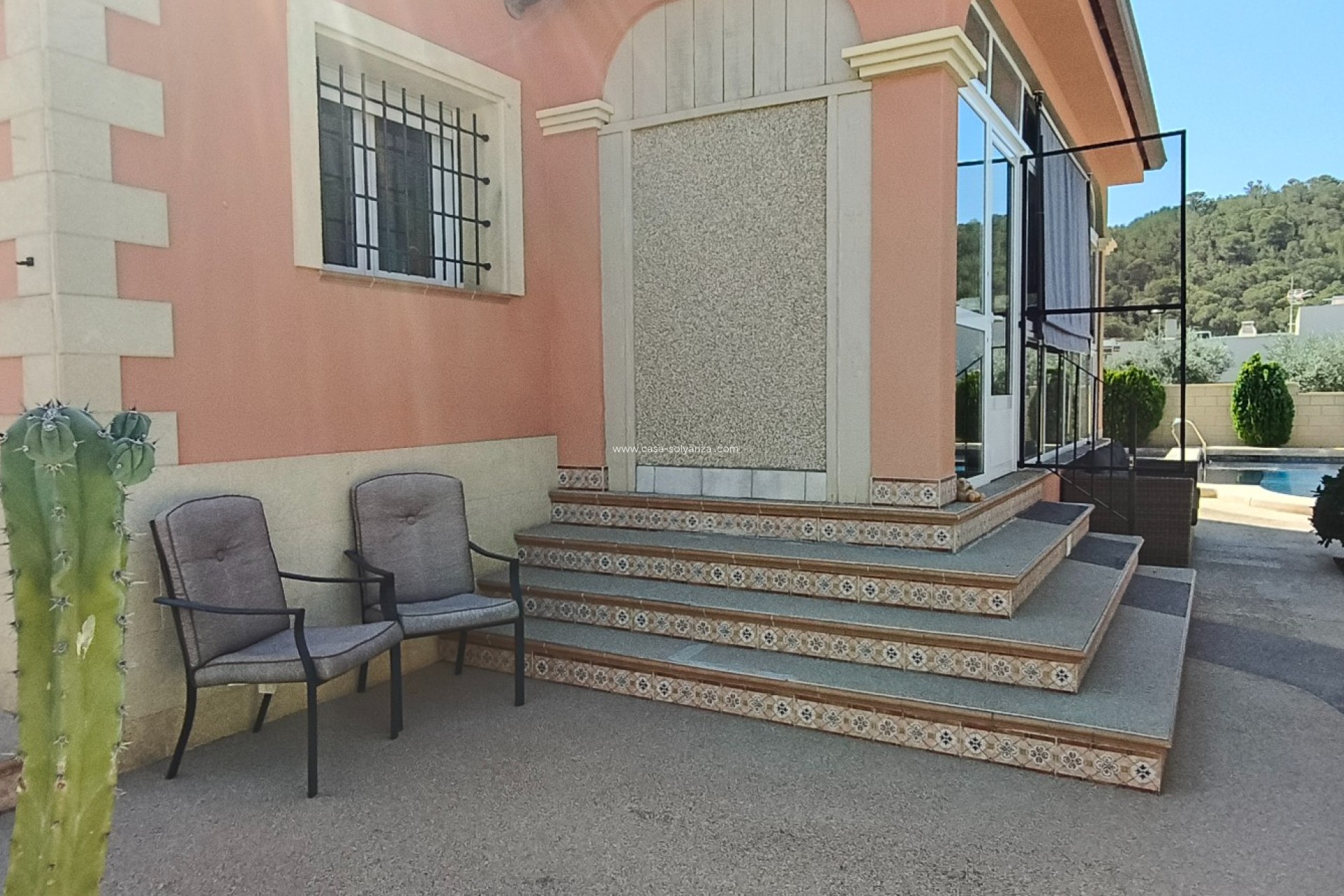 Resale - Villa - La Romana - Inland