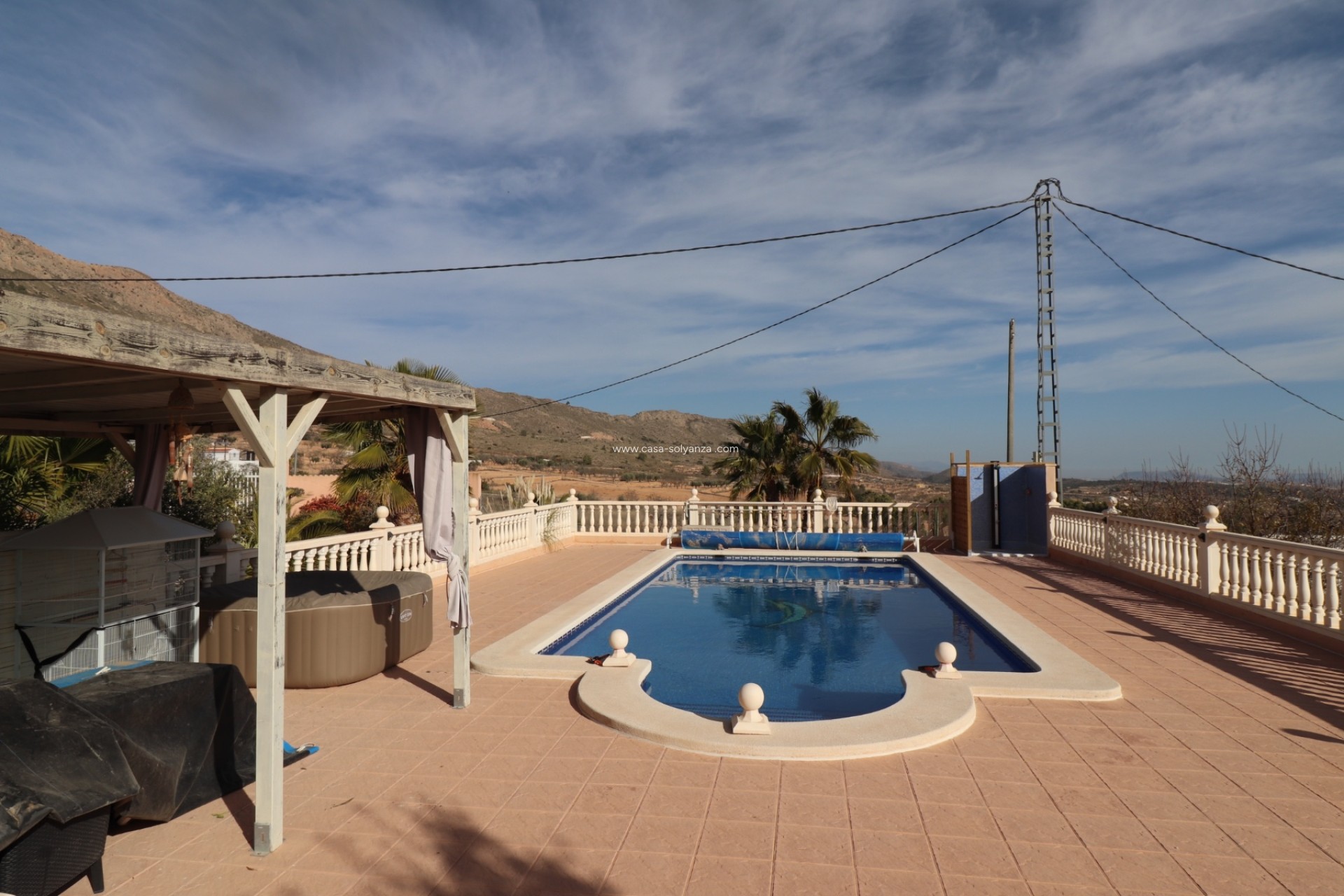 Resale - Villa - La Romana - Inland