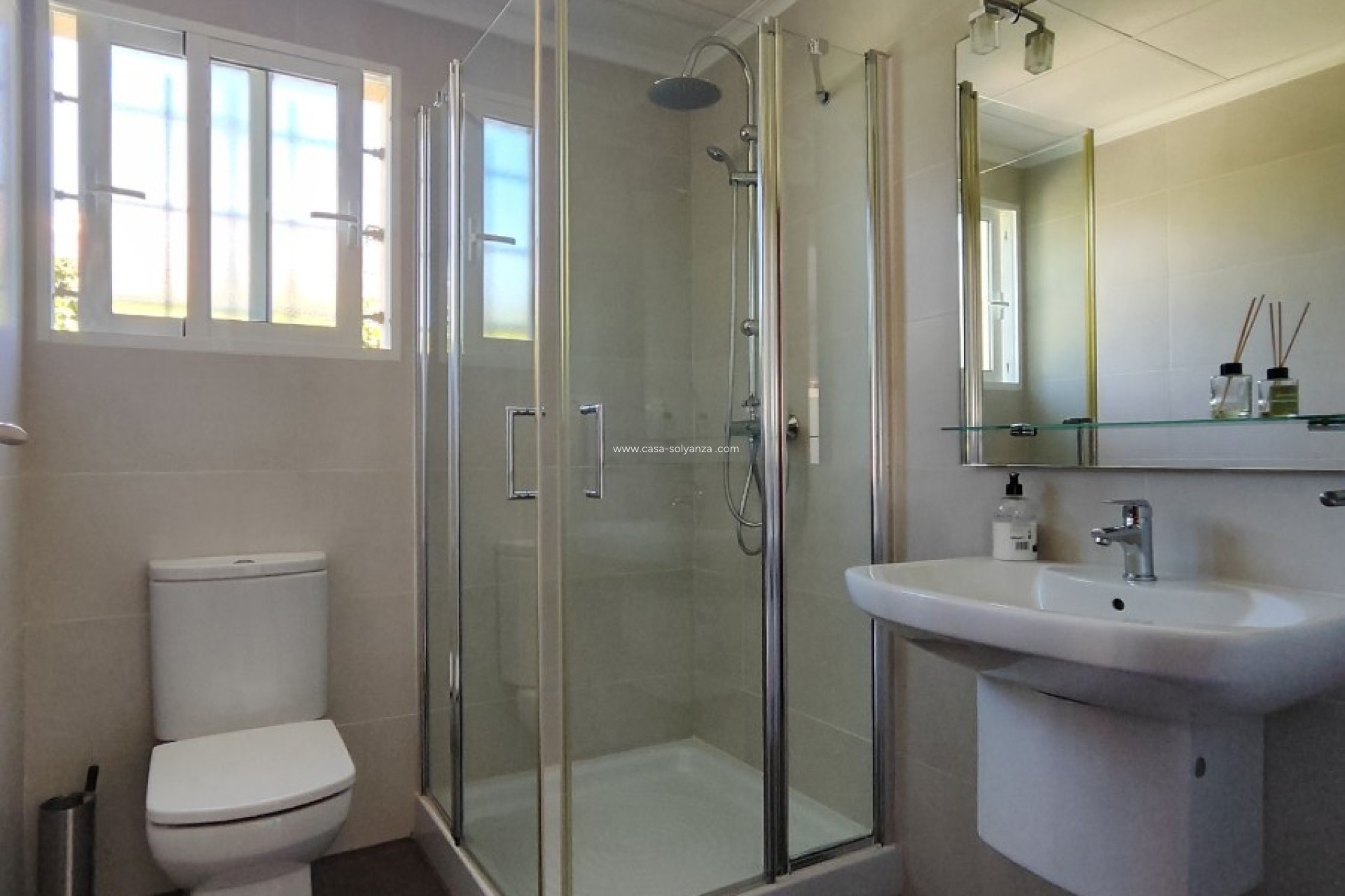 Resale - Villa - La Romana - Inland