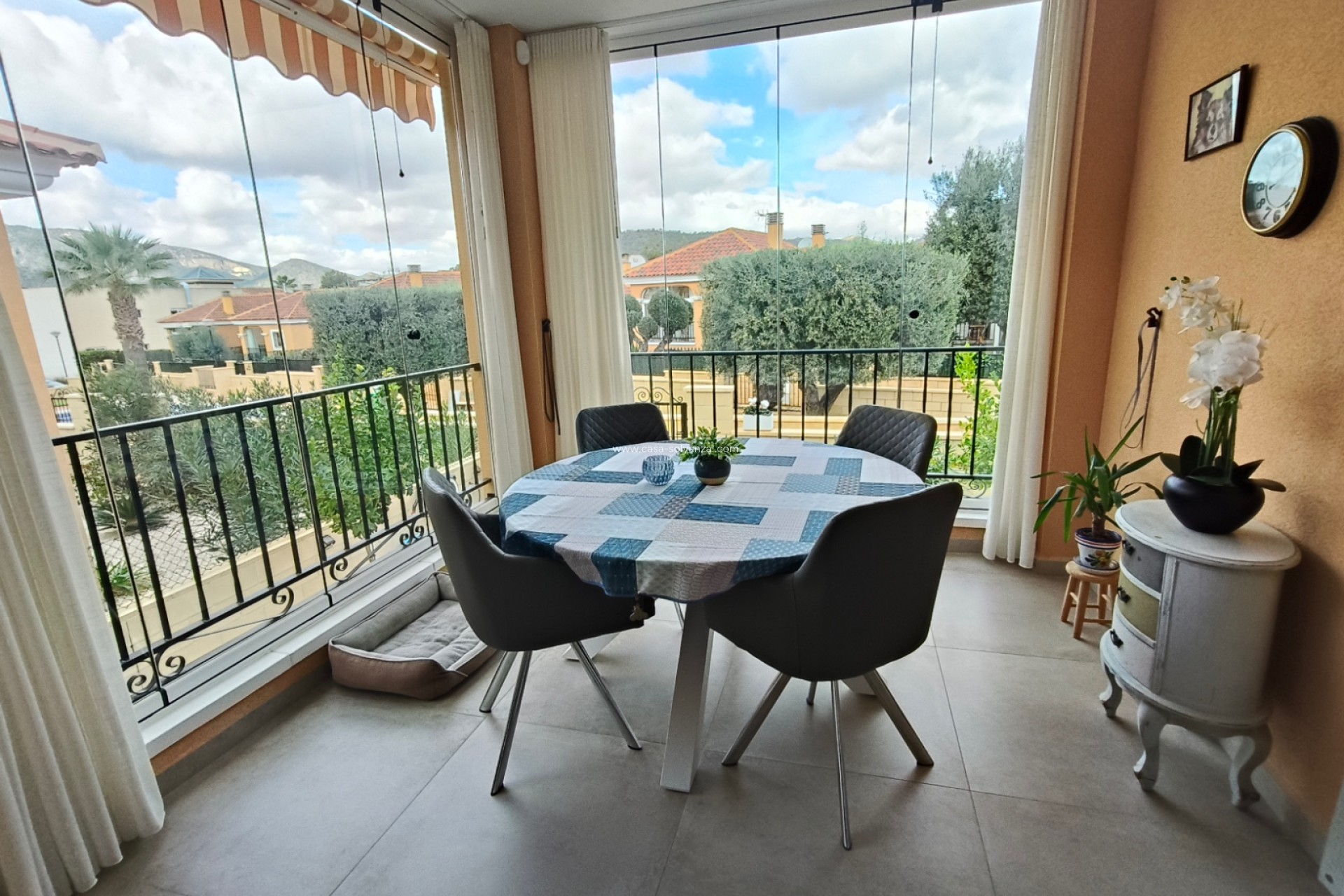 Resale - Villa - La Romana - Inland