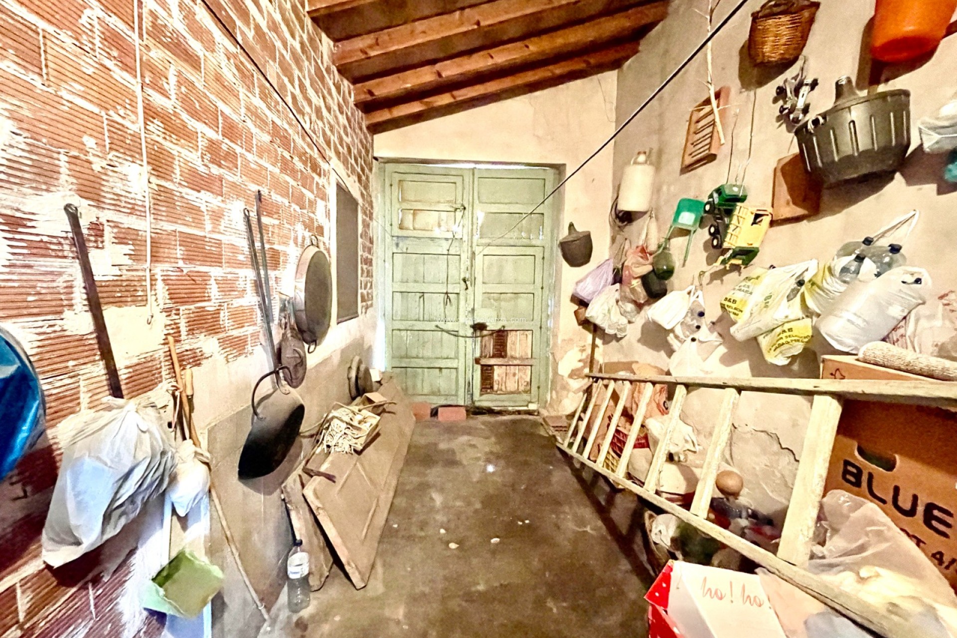 Resale - Villa - La Romana - Inland