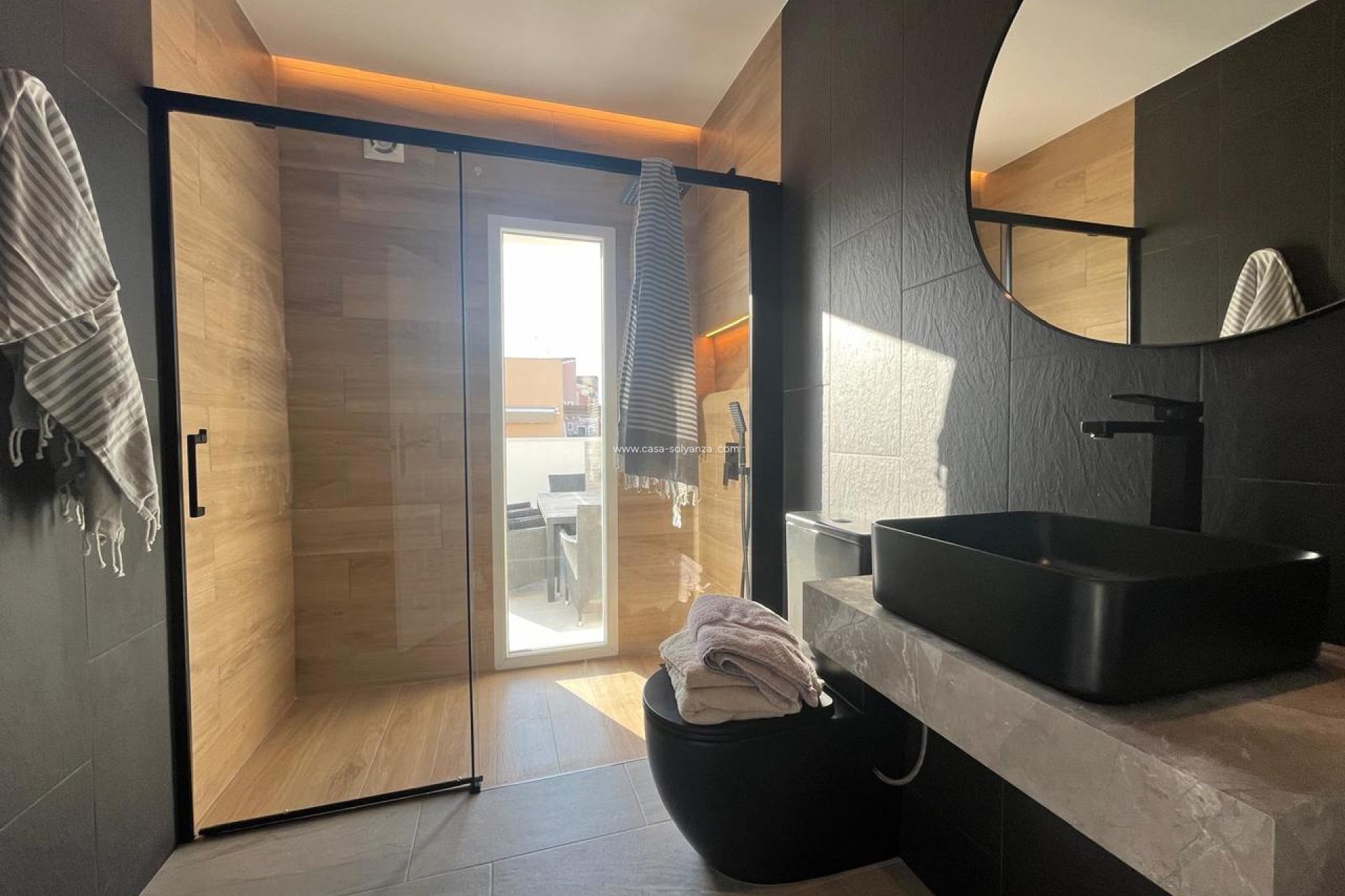 Resale - Villa - La Siesta - Costa Blanca