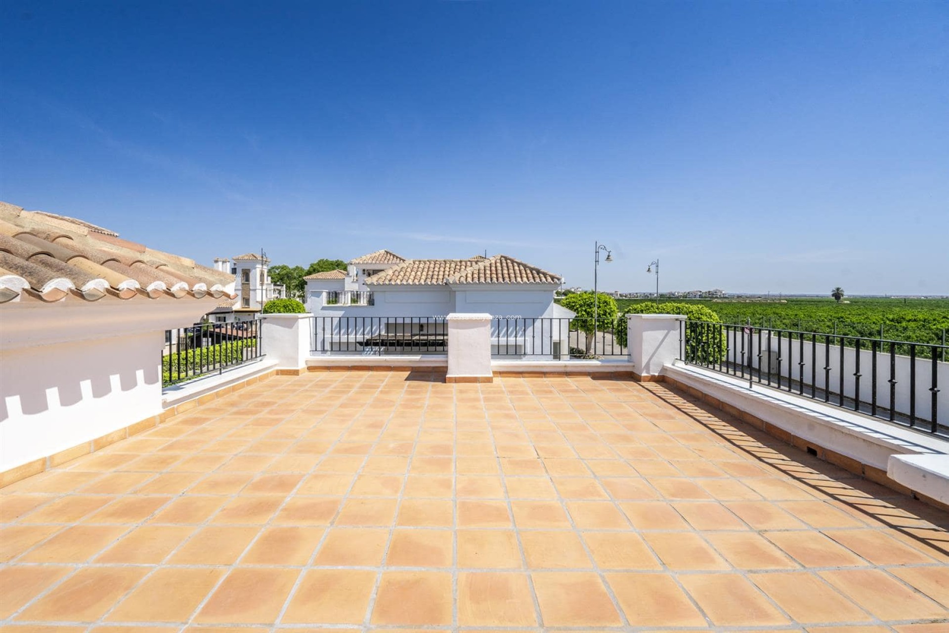Resale - Villa - La Torre Golf Resort - Inland