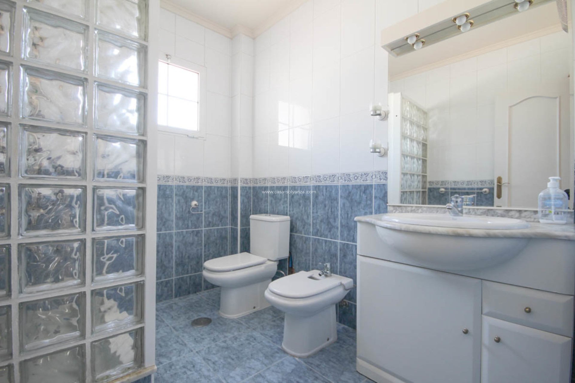 Resale - Villa - La Zenia - Costa Blanca