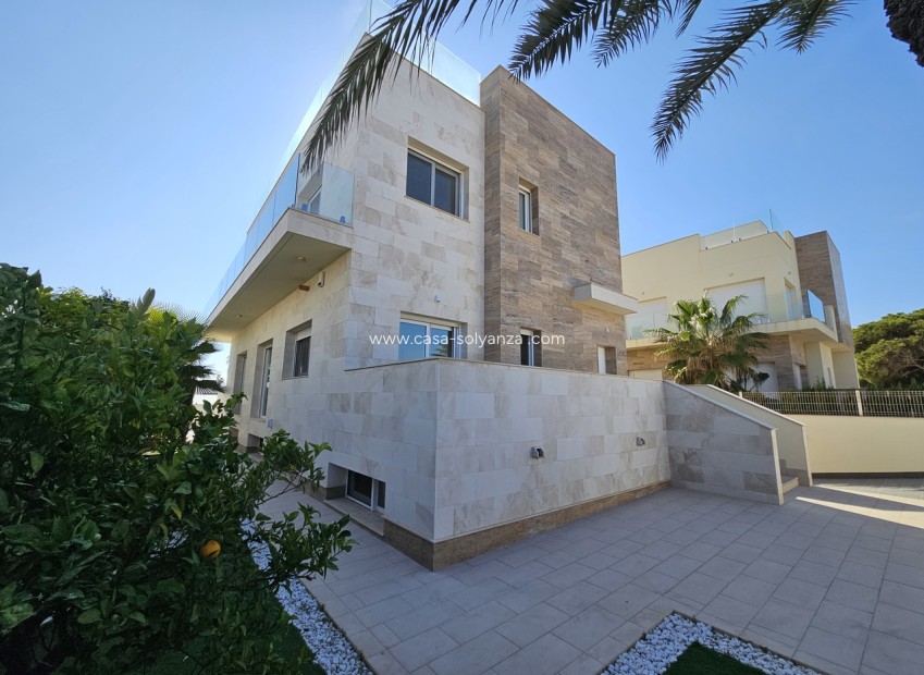 Resale - Villa - La Zenia - Costa Blanca