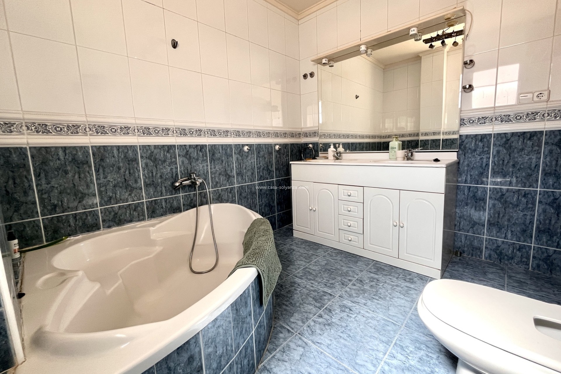 Resale - Villa - La Zenia - Costa Blanca