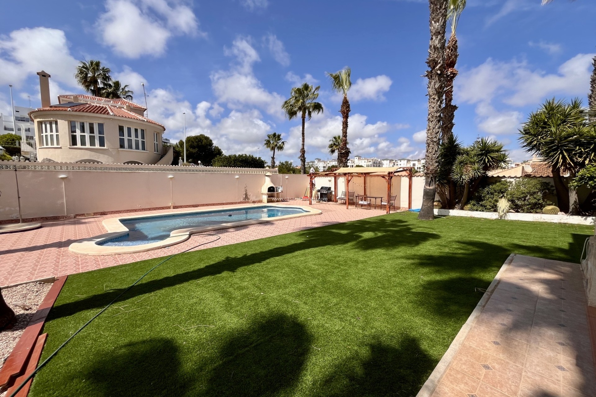 Resale - Villa - La Zenia - Costa Blanca
