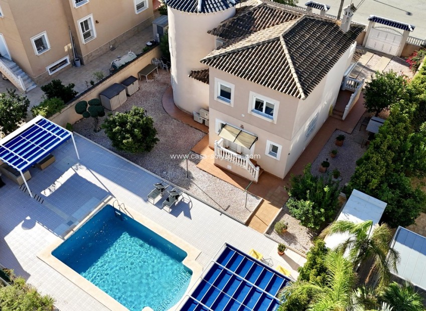 Resale - Villa - La Zenia - Costa Blanca