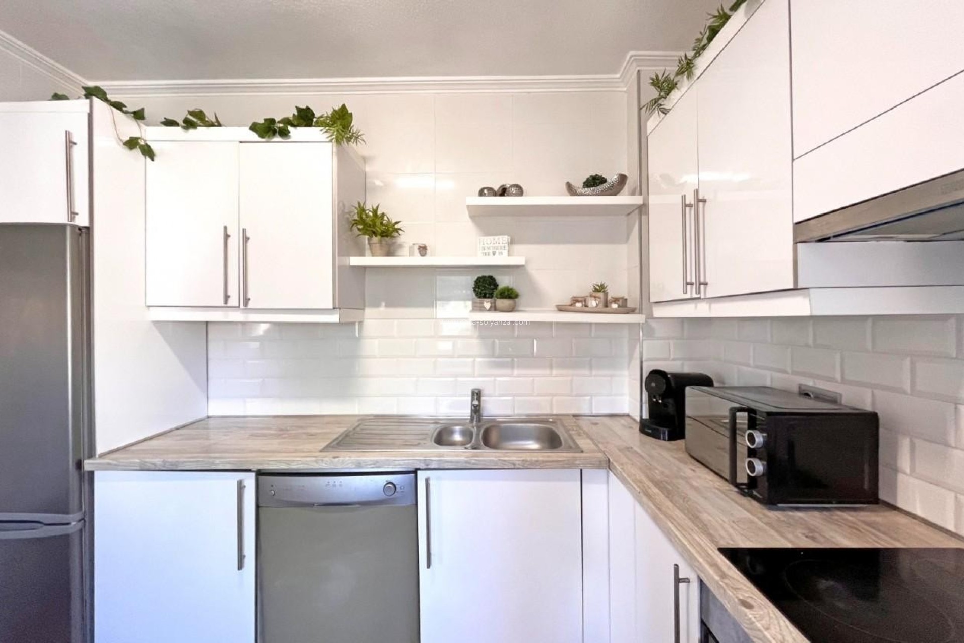 Resale - Villa - La Zenia - Costa Blanca