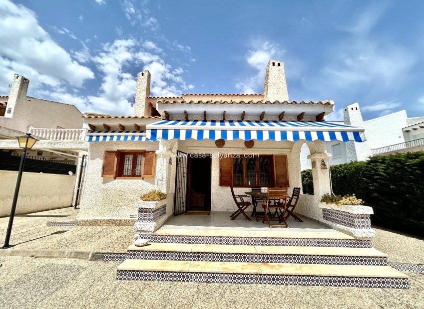 Resale - Villa - La Zenia - Costa Blanca