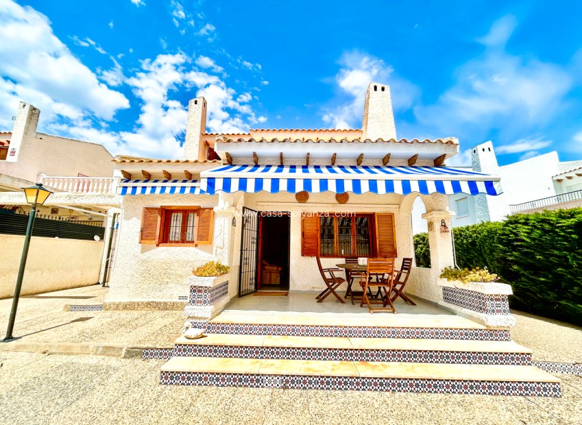 Resale - Villa - La Zenia - Costa Blanca
