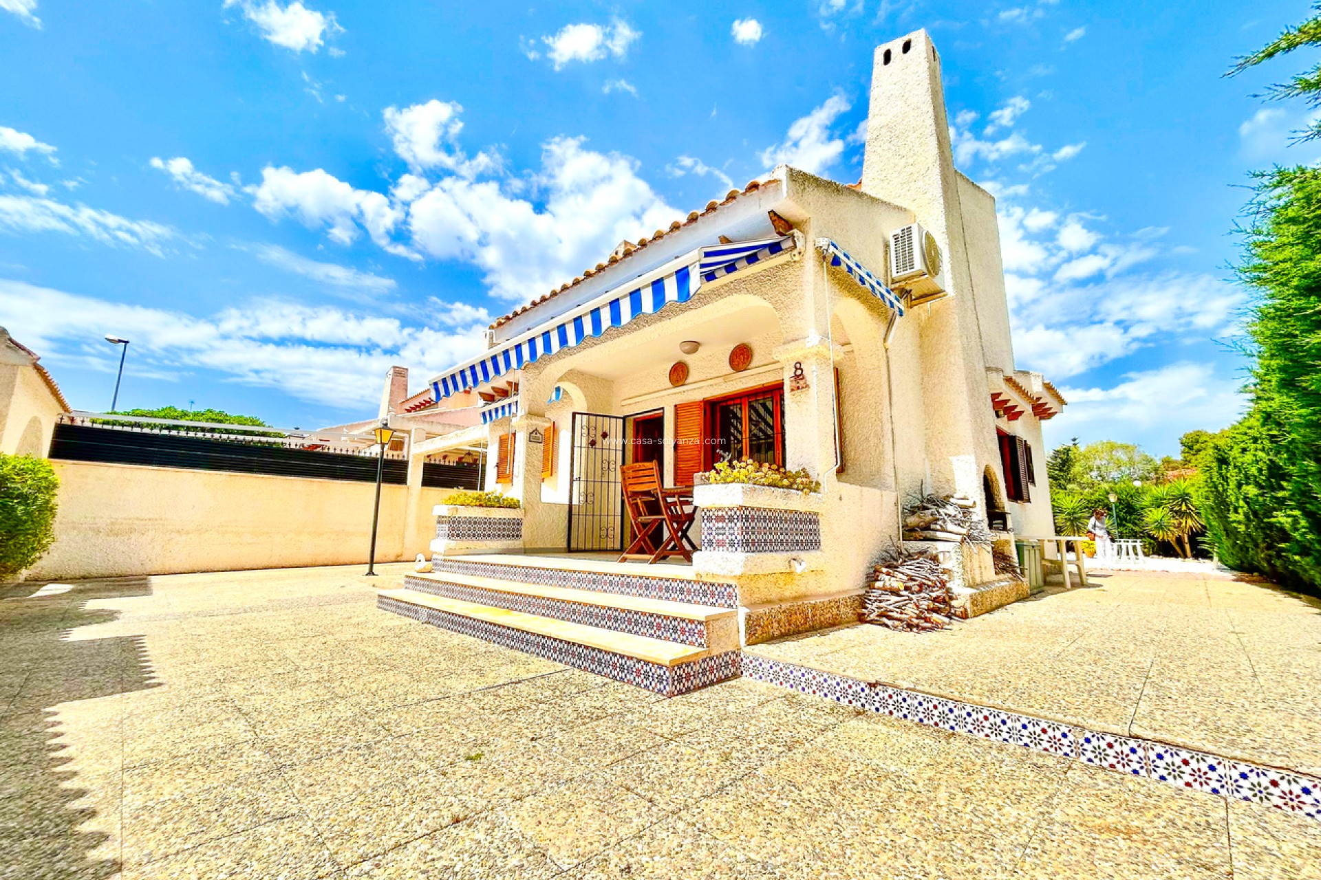 Resale - Villa - La Zenia - Costa Blanca