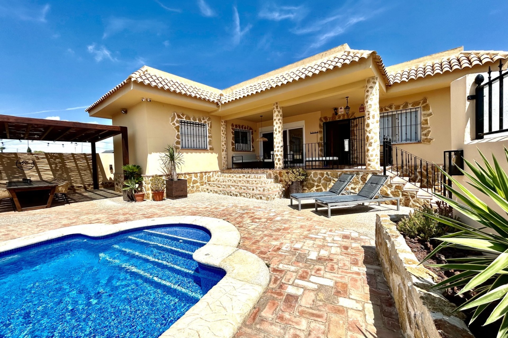 Resale - Villa - La Zenia - Costa Blanca