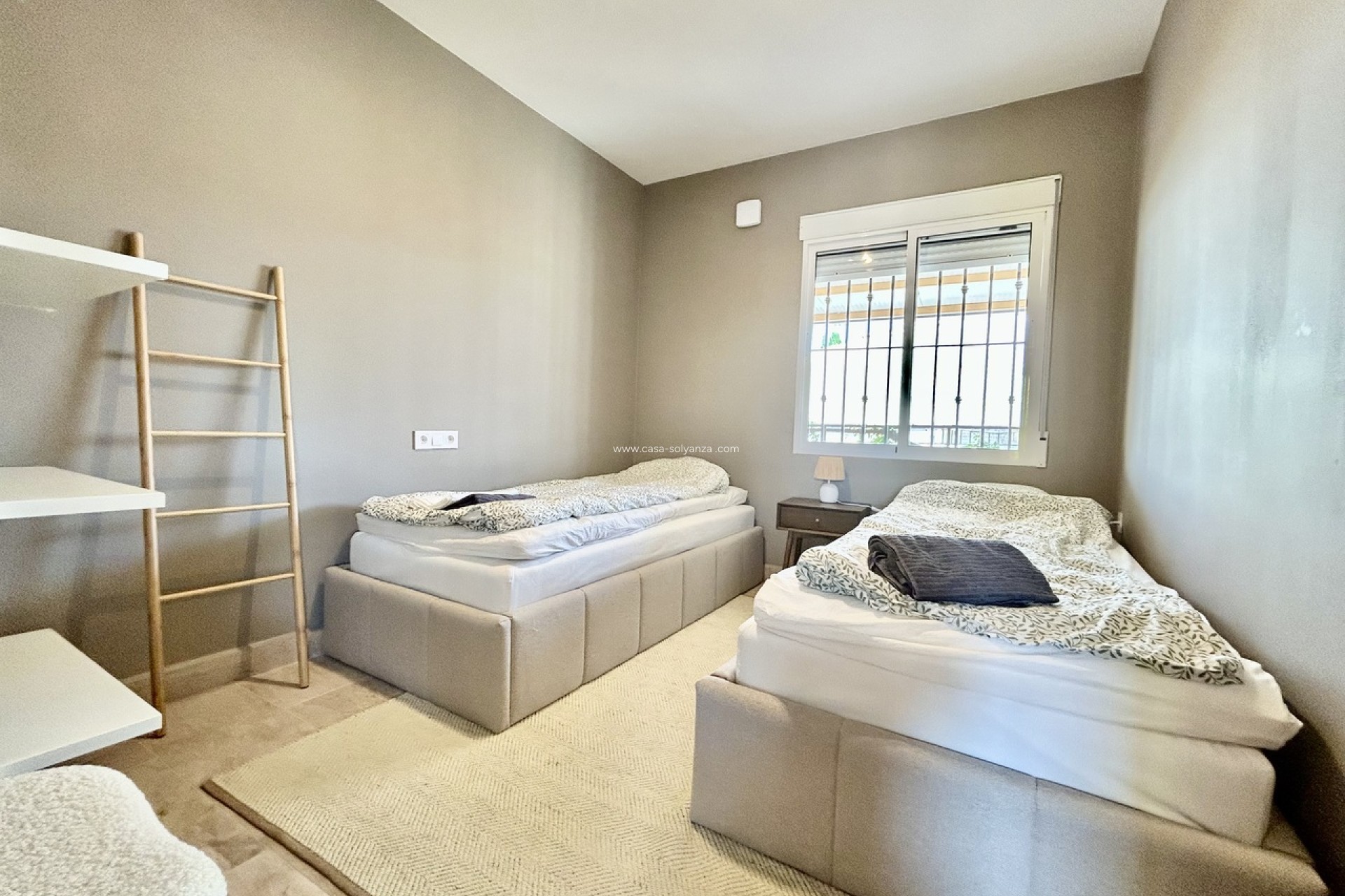 Resale - Villa - La Zenia - Costa Blanca
