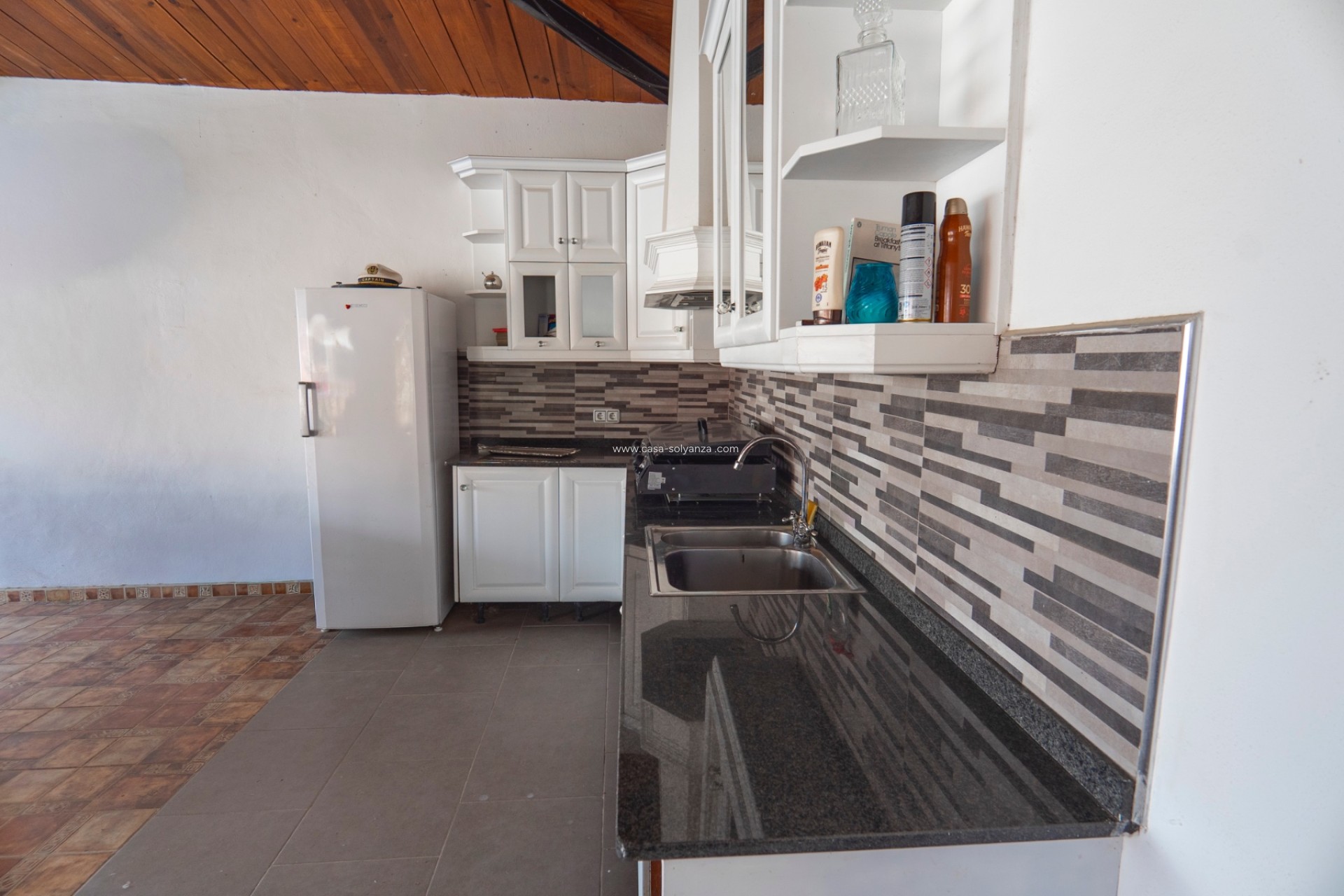 Resale - Villa - Las Heredades - Heredades