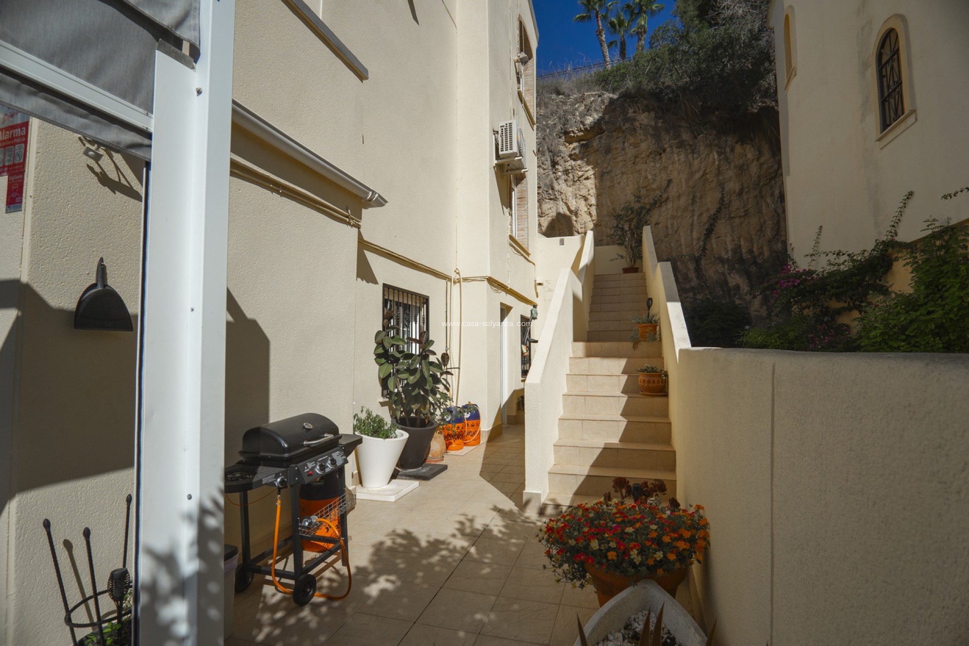 Resale - Villa - Las Ramblas - Calle Mayor