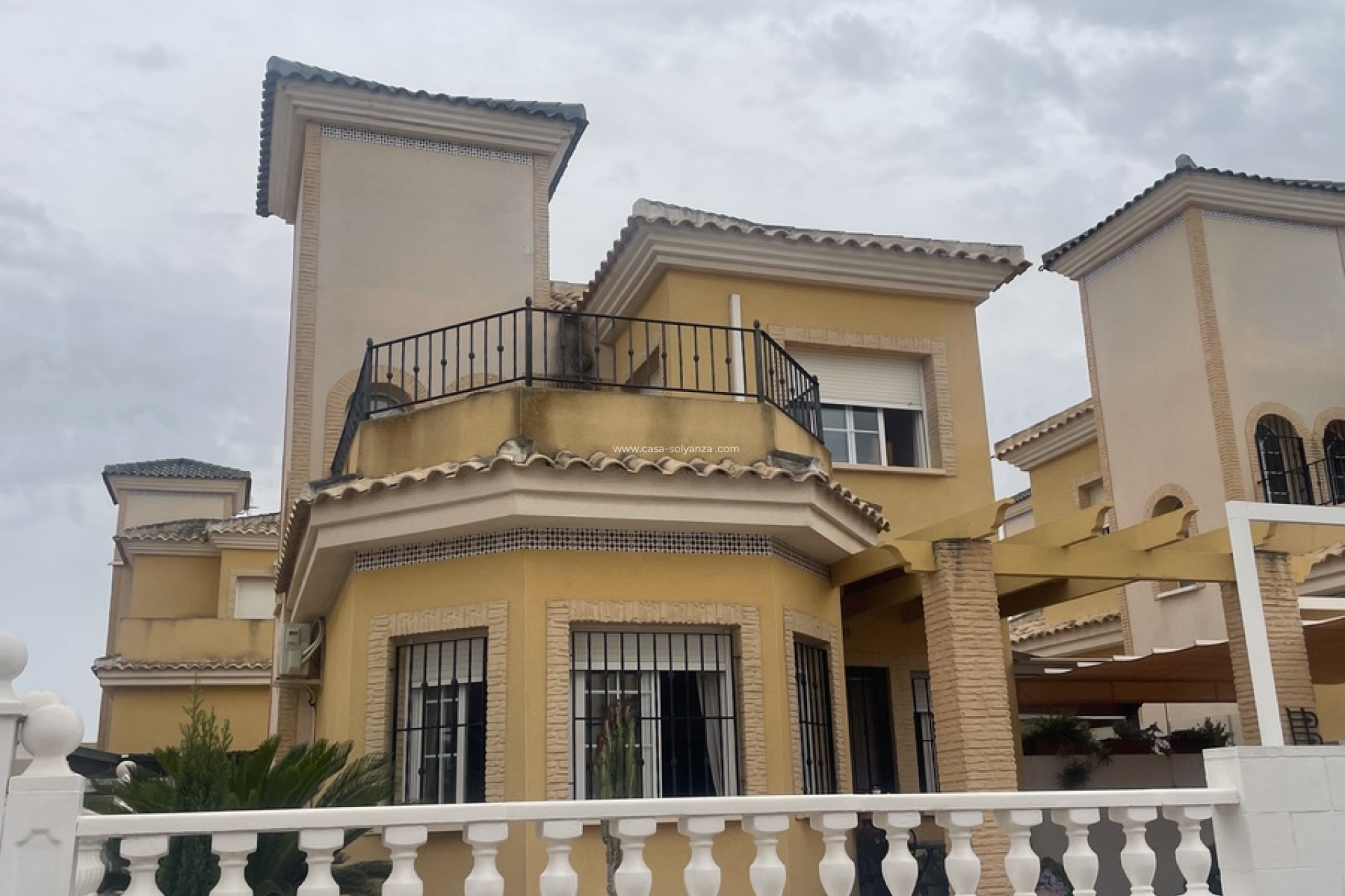 Resale - Villa - Lo Crispin - 0