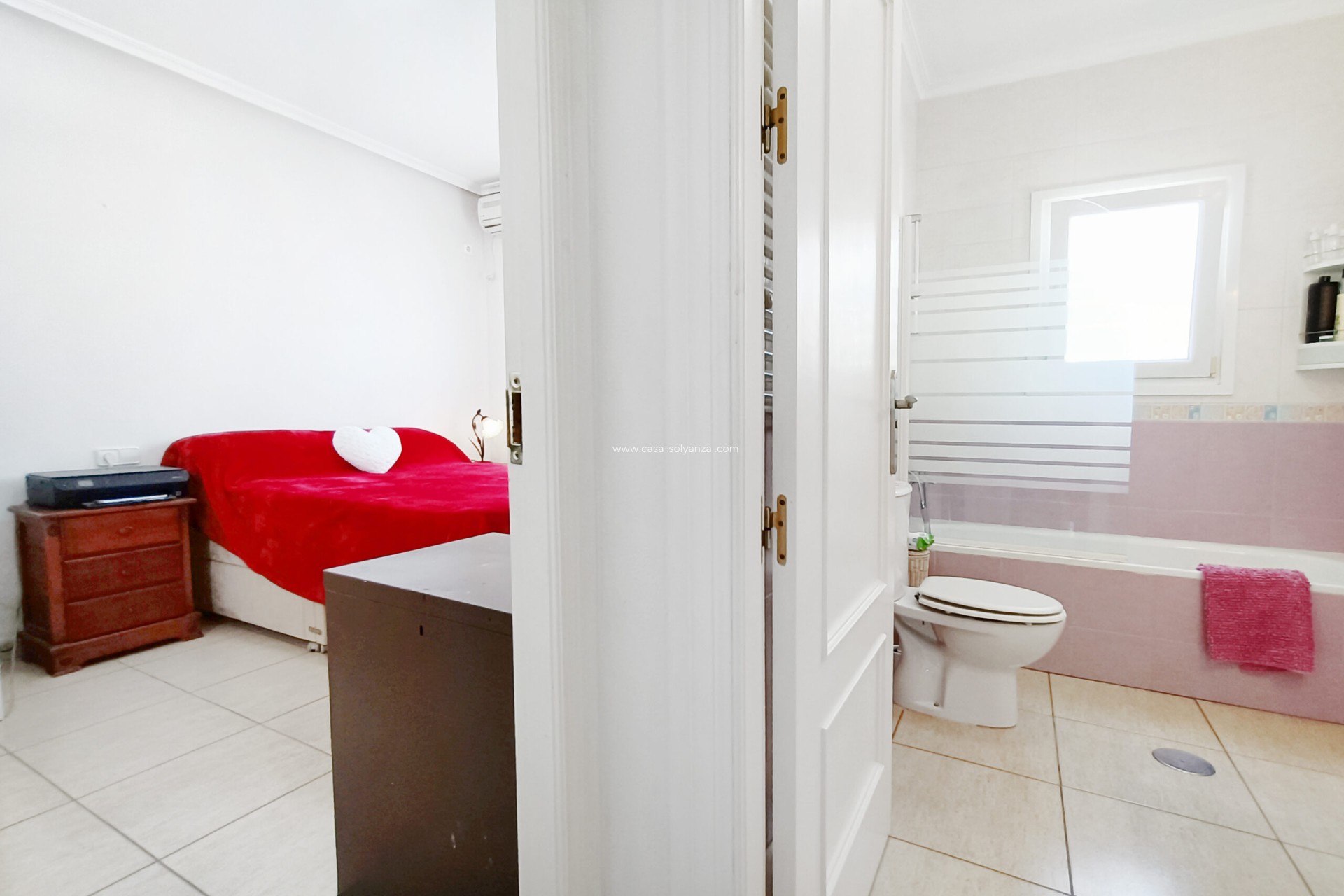 Resale - Villa - Lo Santiago - Inland