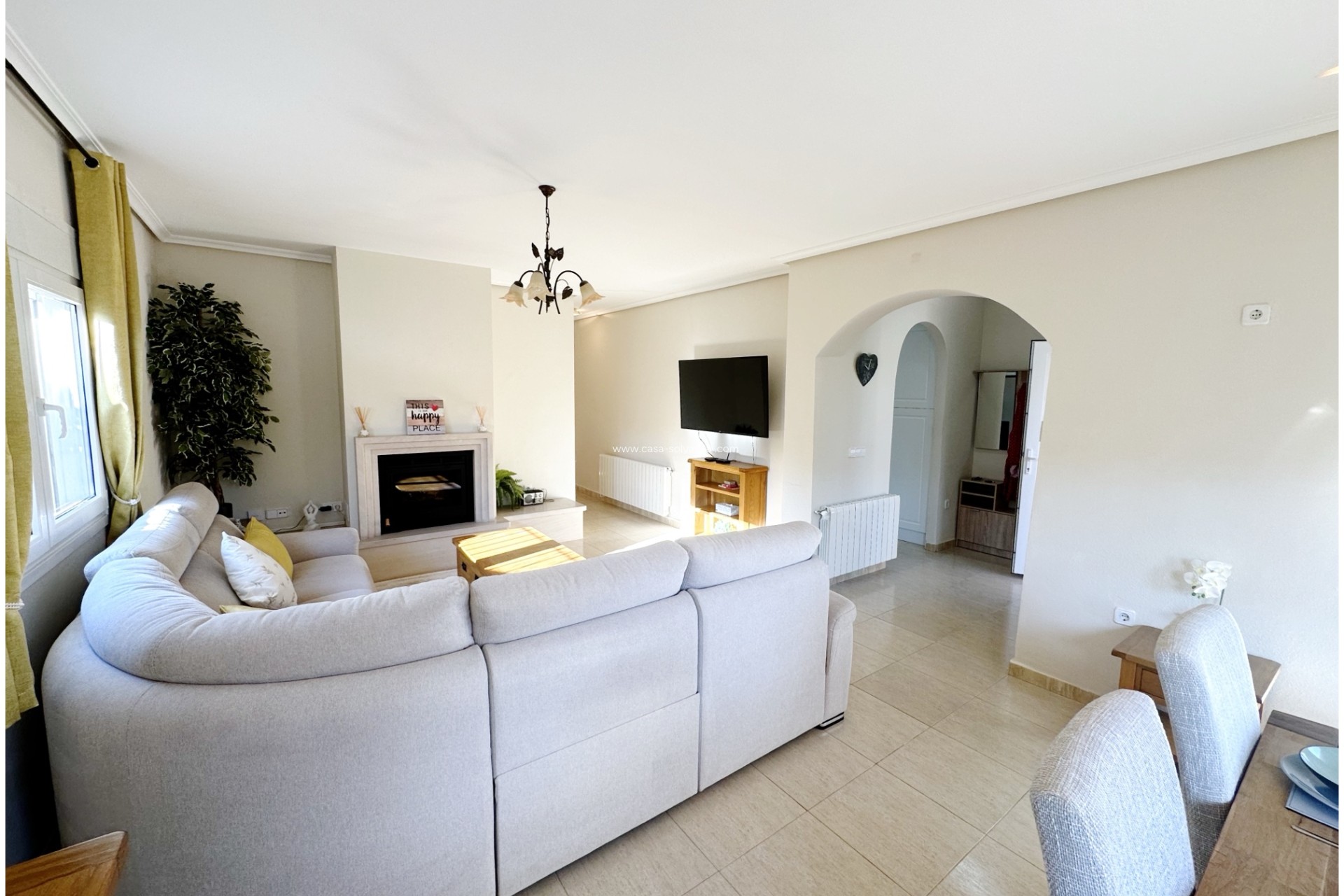 Resale - Villa - Lo Santiago - Inland