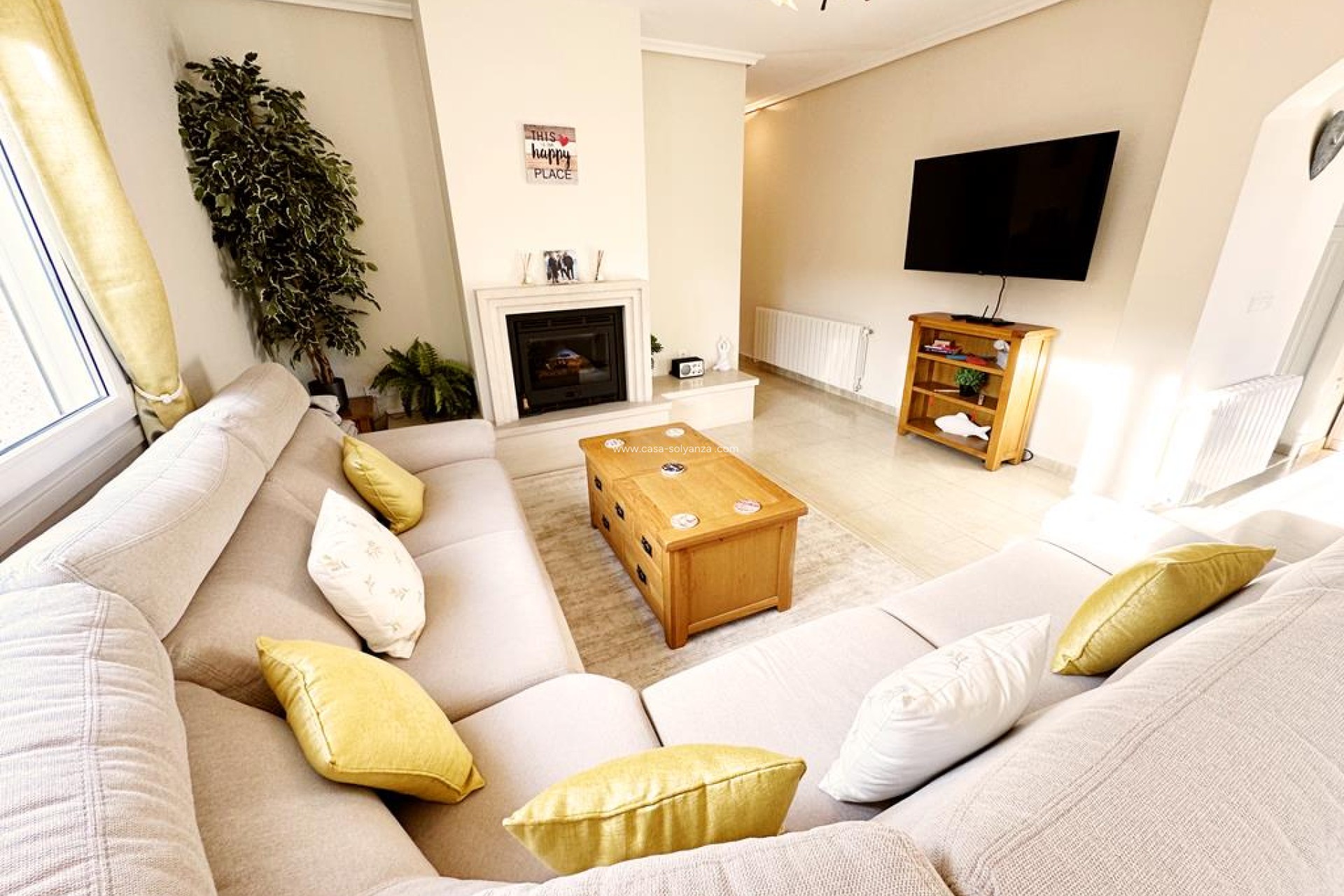 Resale - Villa - Lo Santiago - Inland