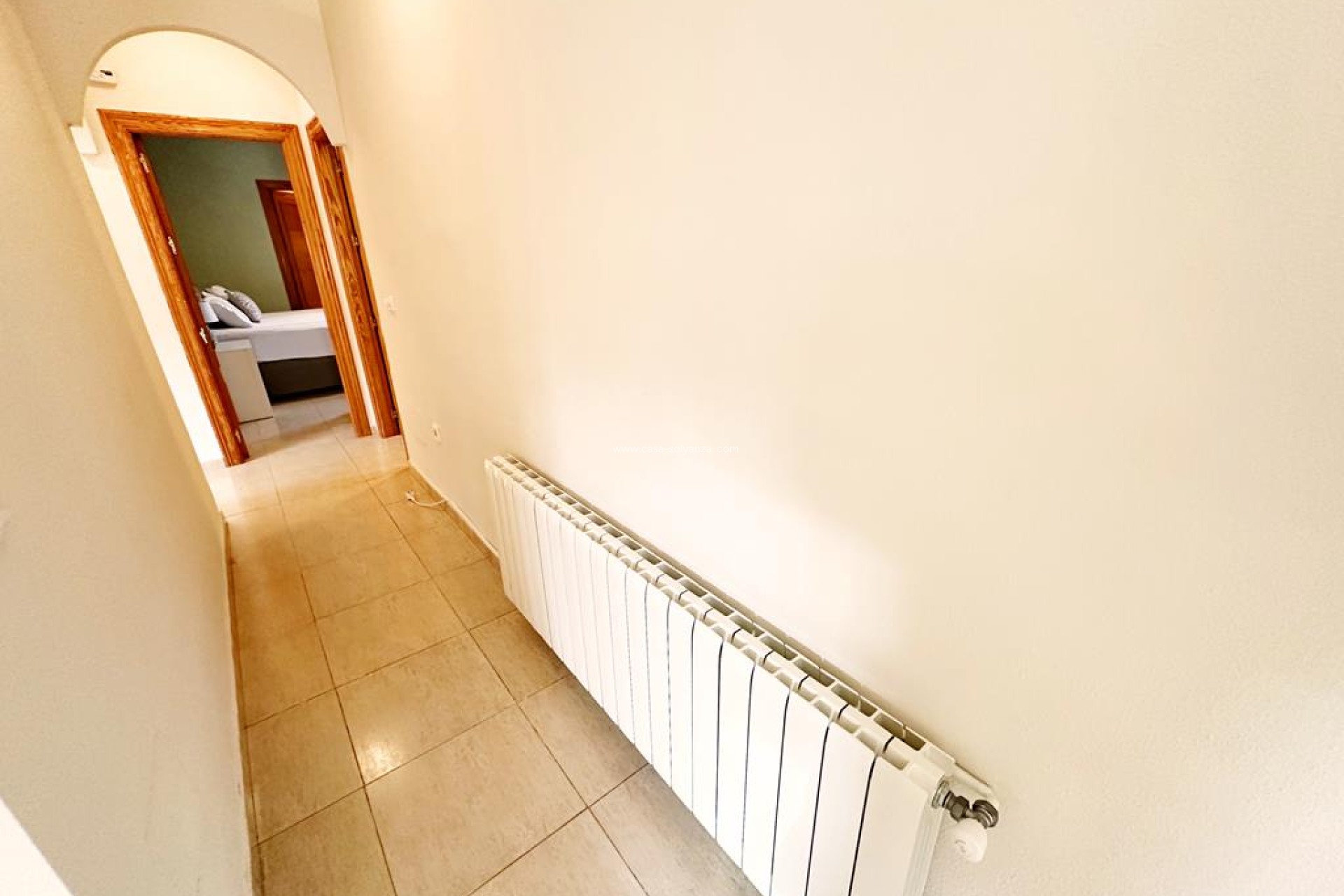 Resale - Villa - Lo Santiago - Inland