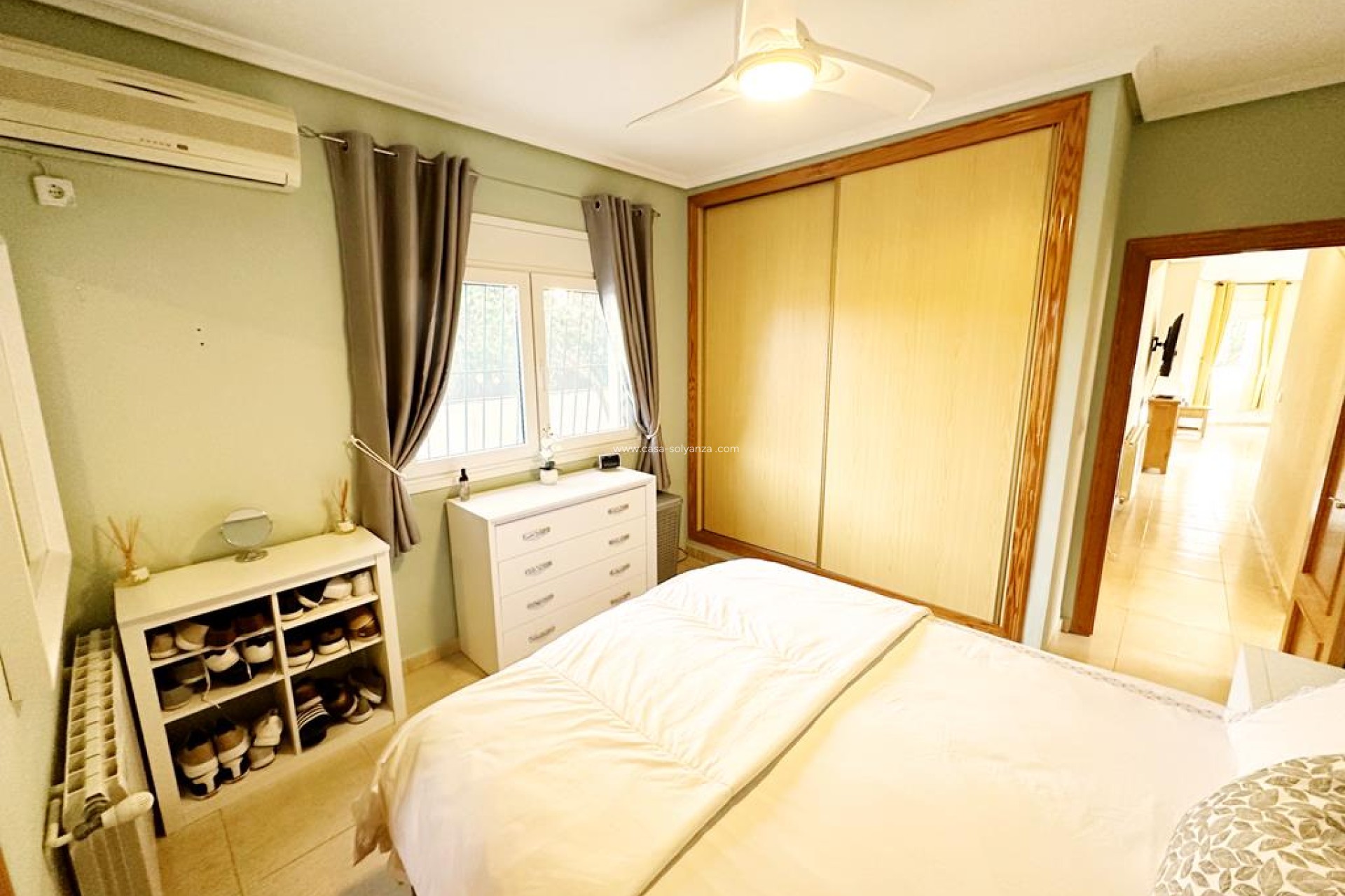 Resale - Villa - Lo Santiago - Inland