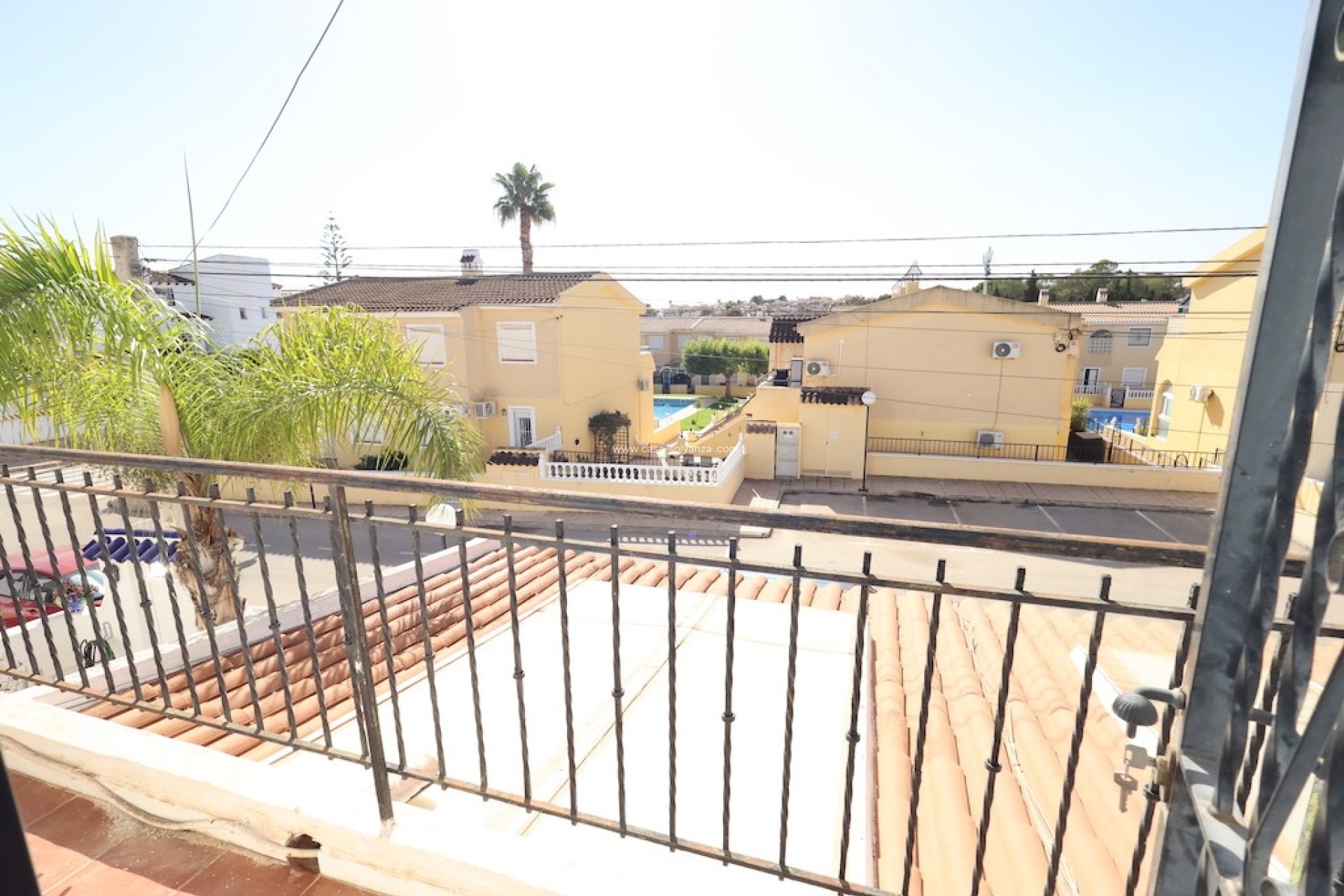 Resale - Villa - Lomas Del Golf - Inland