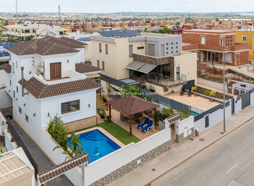 Resale - Villa - Los Montesinos - Costa Blanca